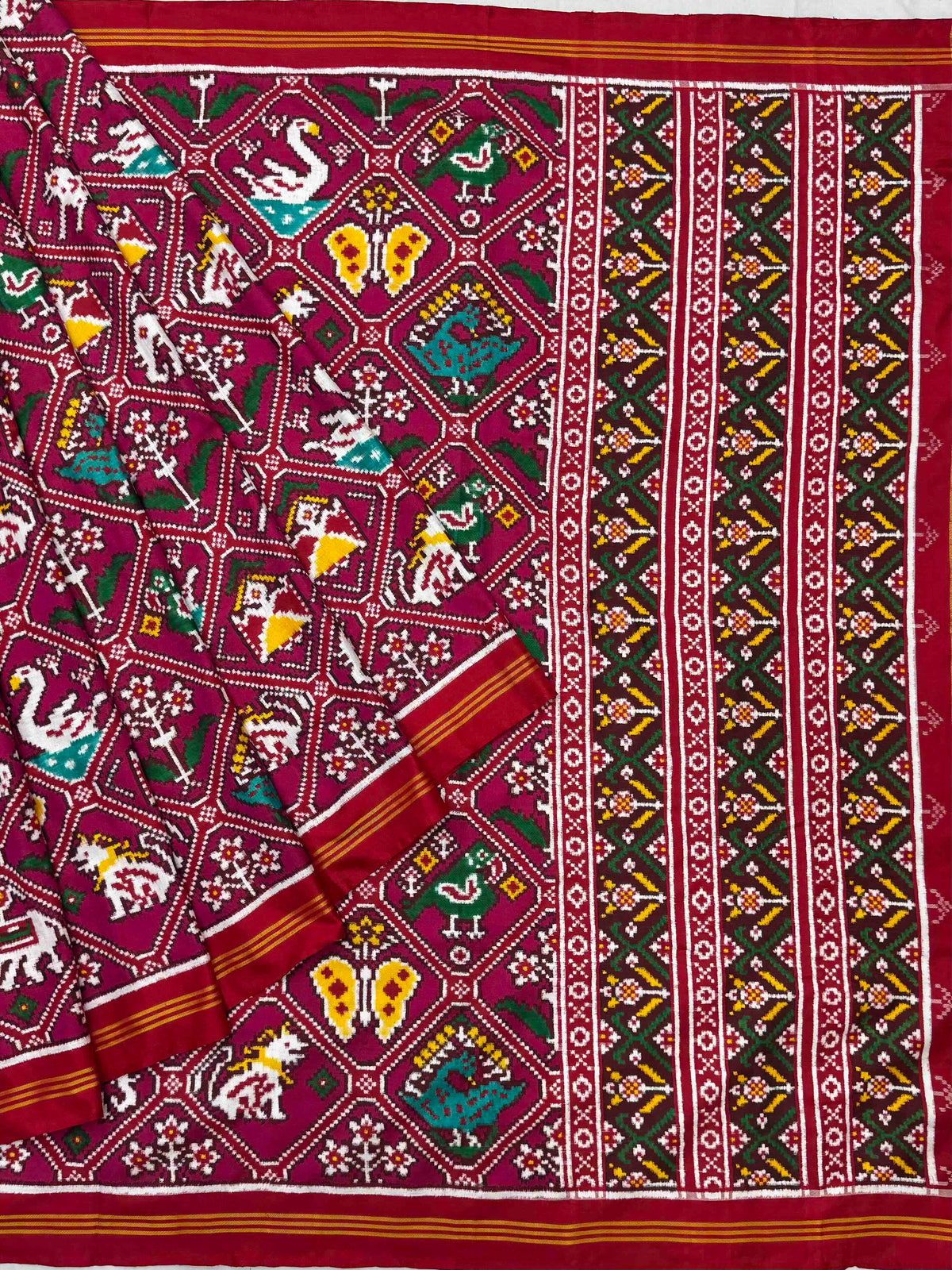 Red & Pink narikunj 9 figure Patan Patola