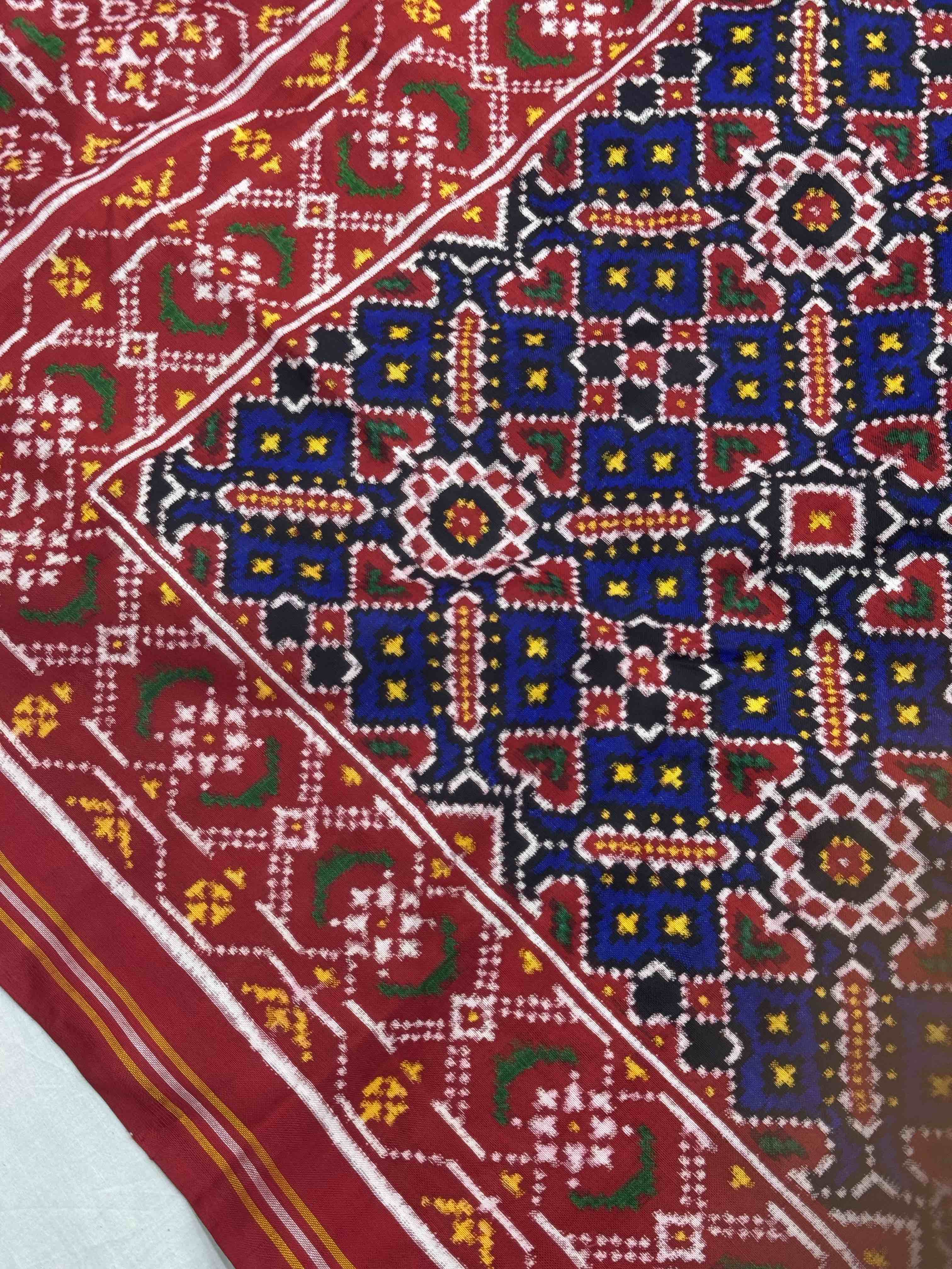 Red & blue Manekchowk Patan Patola