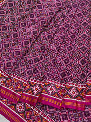 Pink & magenta bandhni design Patan patola