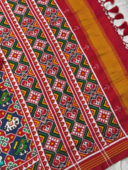 Red Blue Star figure Patan Patola