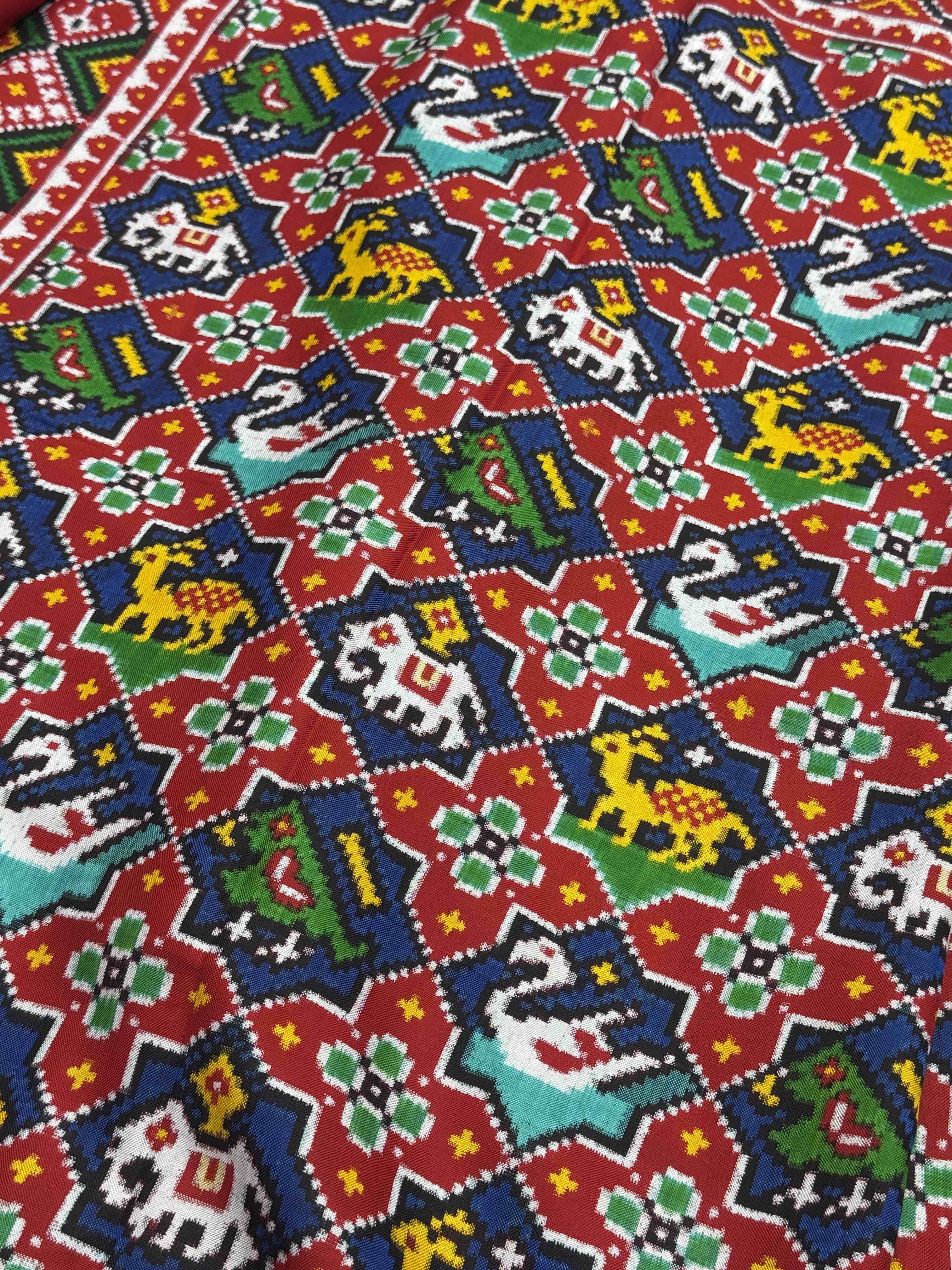 Red Blue Star figure Patan Patola