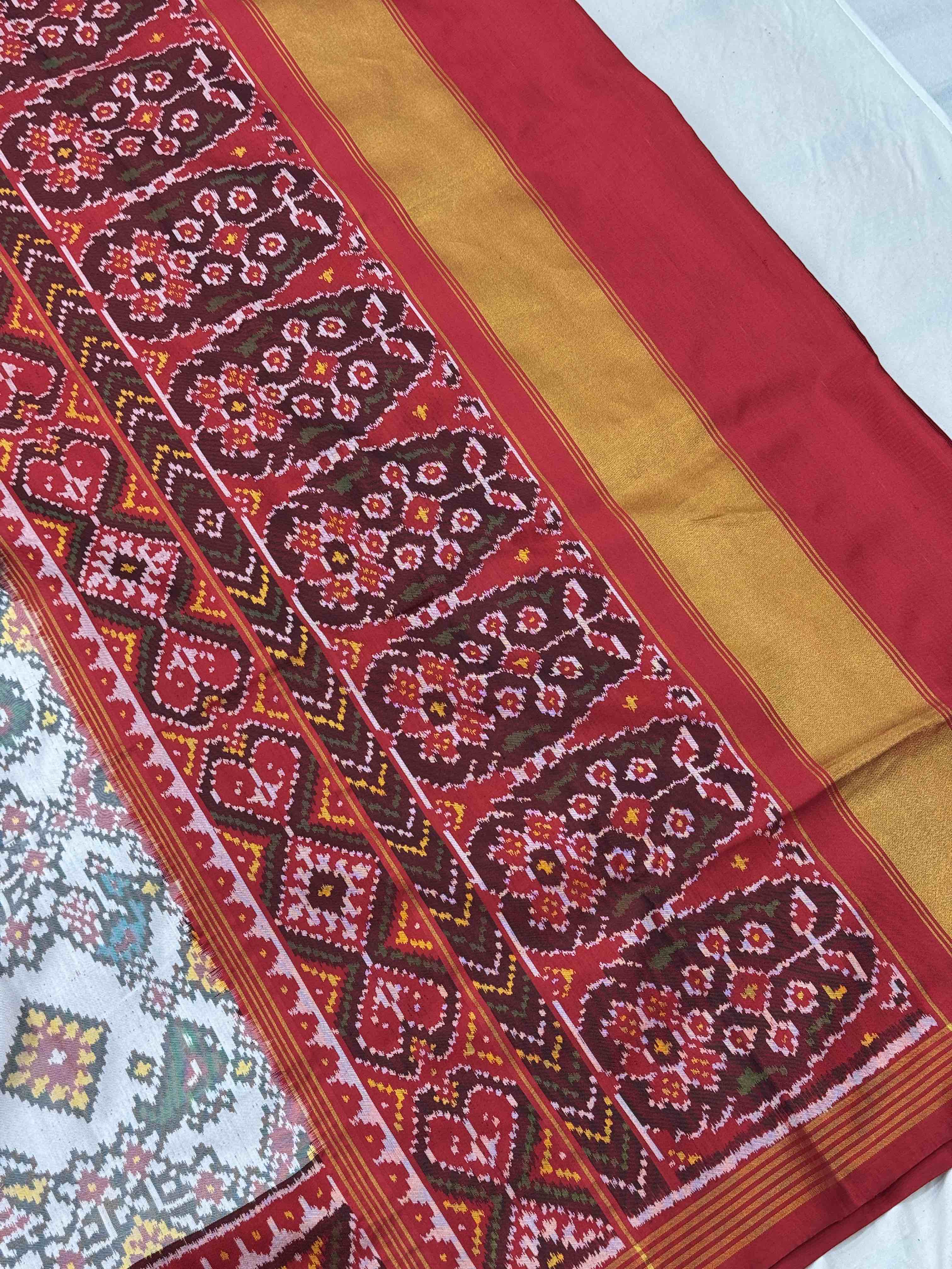 Red & white narikunj navratan Patola Saree