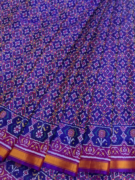 Purple buttonful design Rajkot Patola