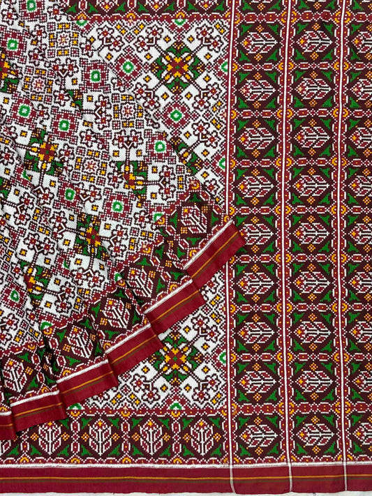 Red & white Navratan patan patola