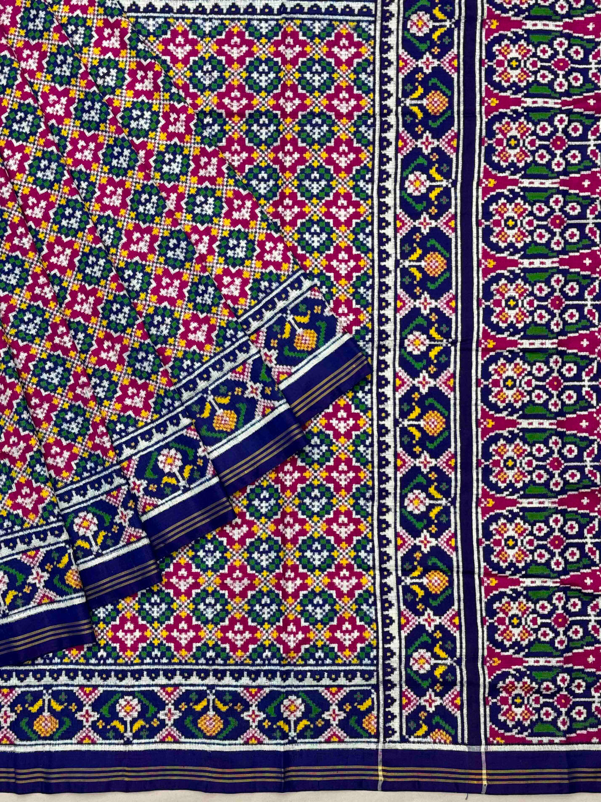 Purple with pink buttonful design patan patola