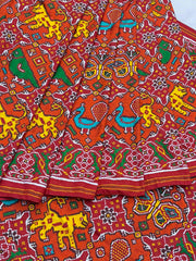Red and orange big figures in circle Patan Patola Saree