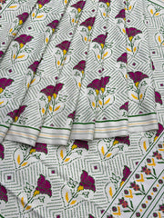 Offwhite with greenish tint floral Patan Patola