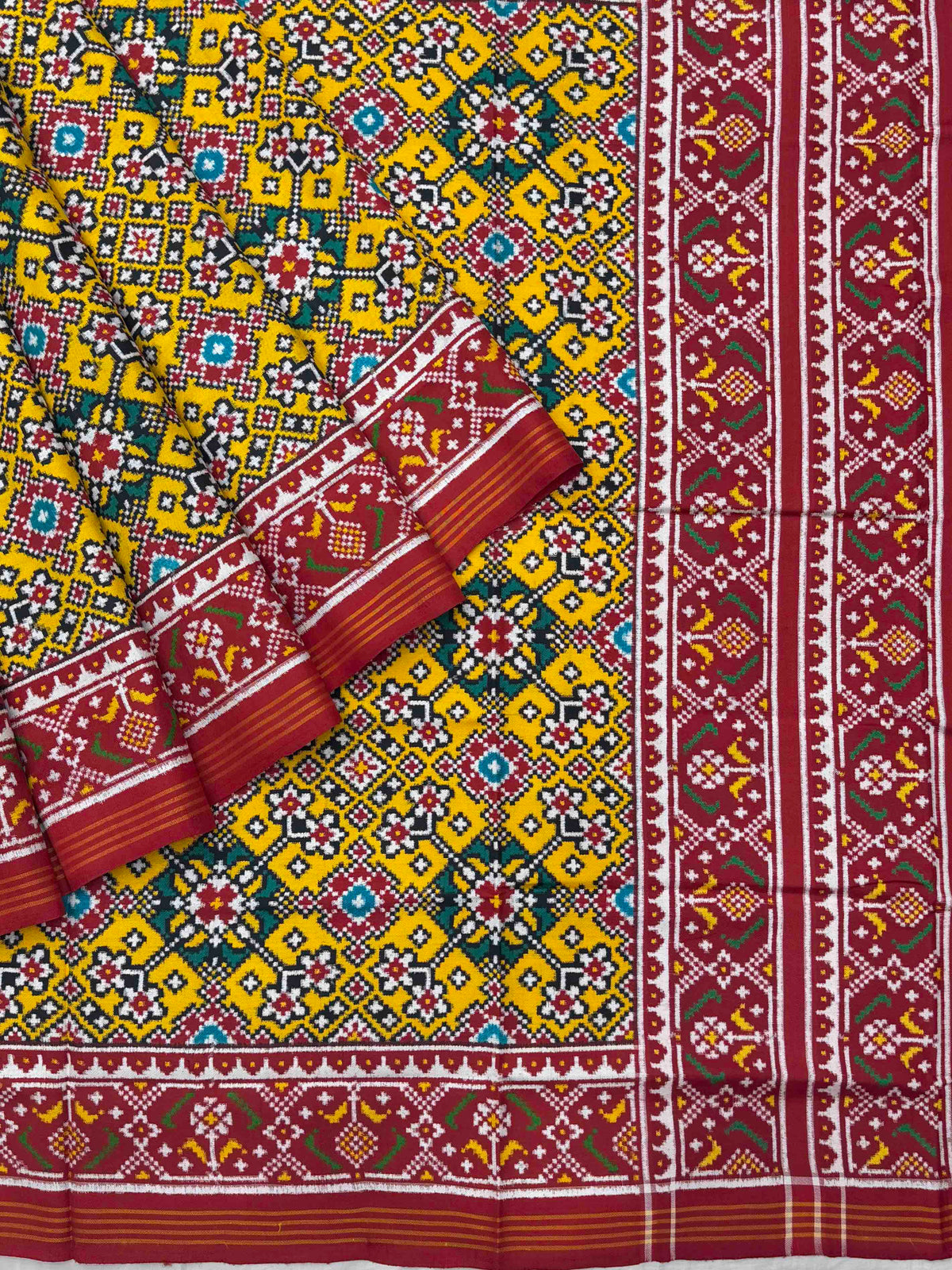 red & lemon navratan Patan Patola Saree