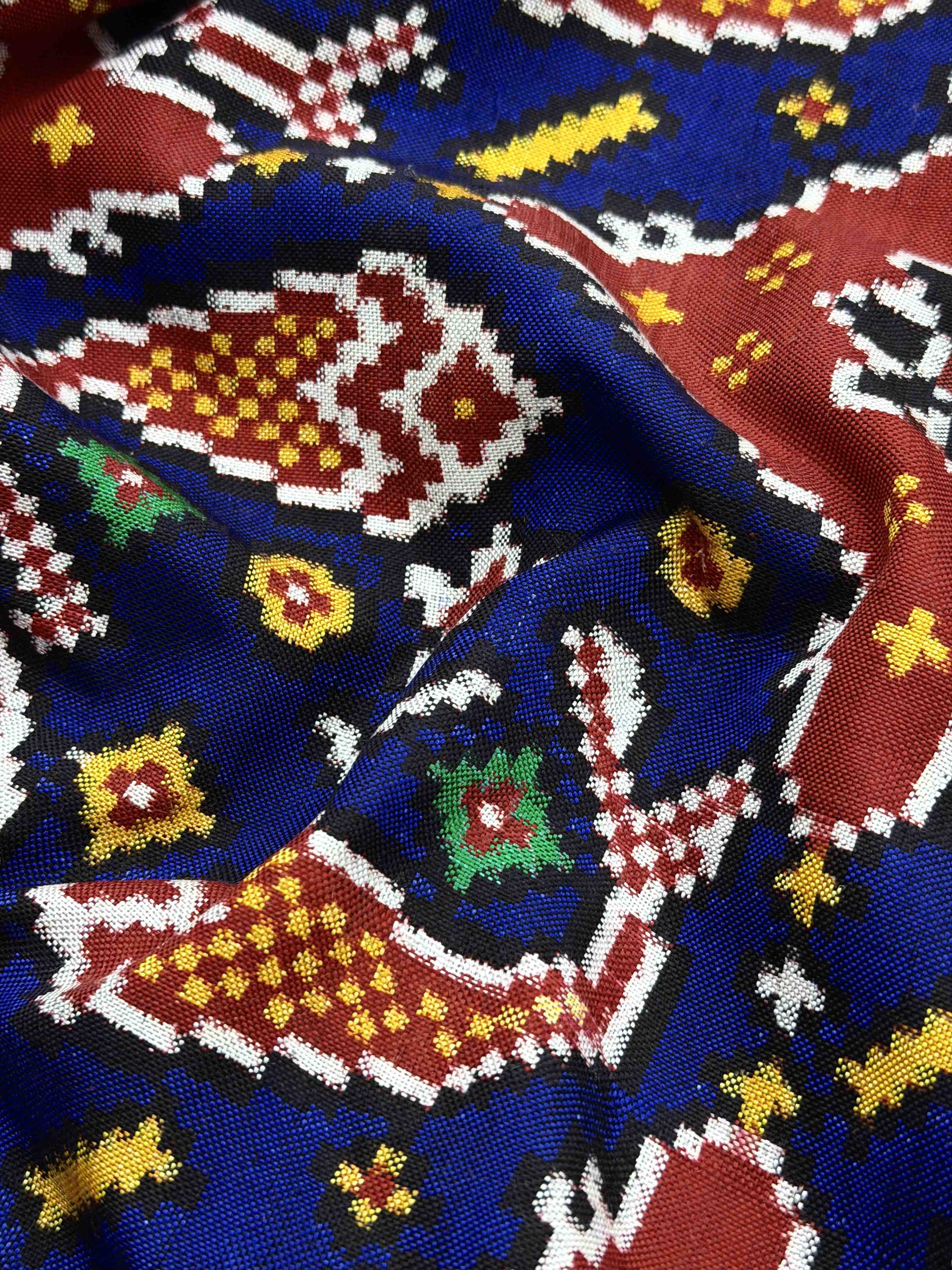 Red Blue Chhabdi fish patan Patola