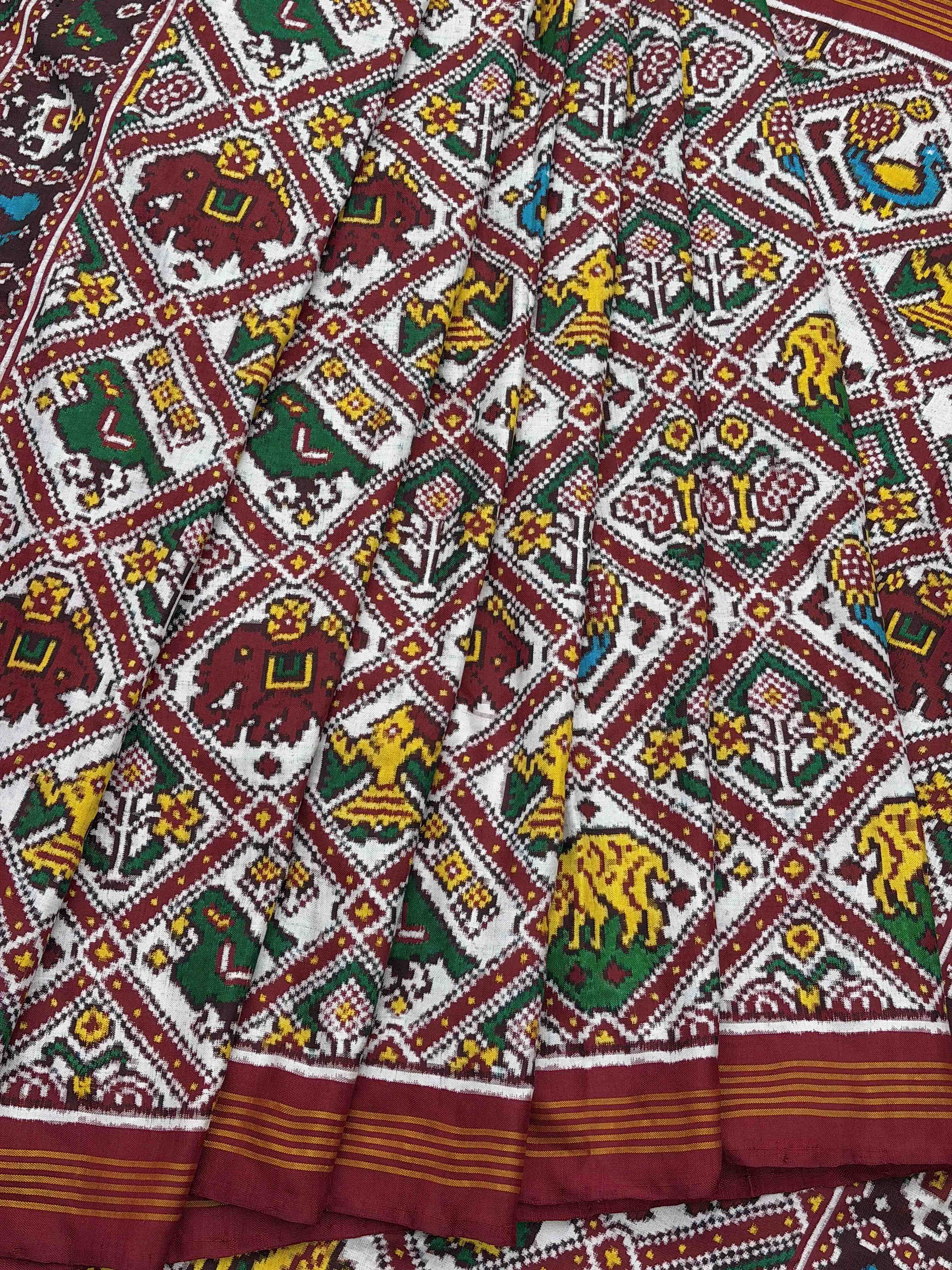 Red & white 8 figure Patan Patola Saree