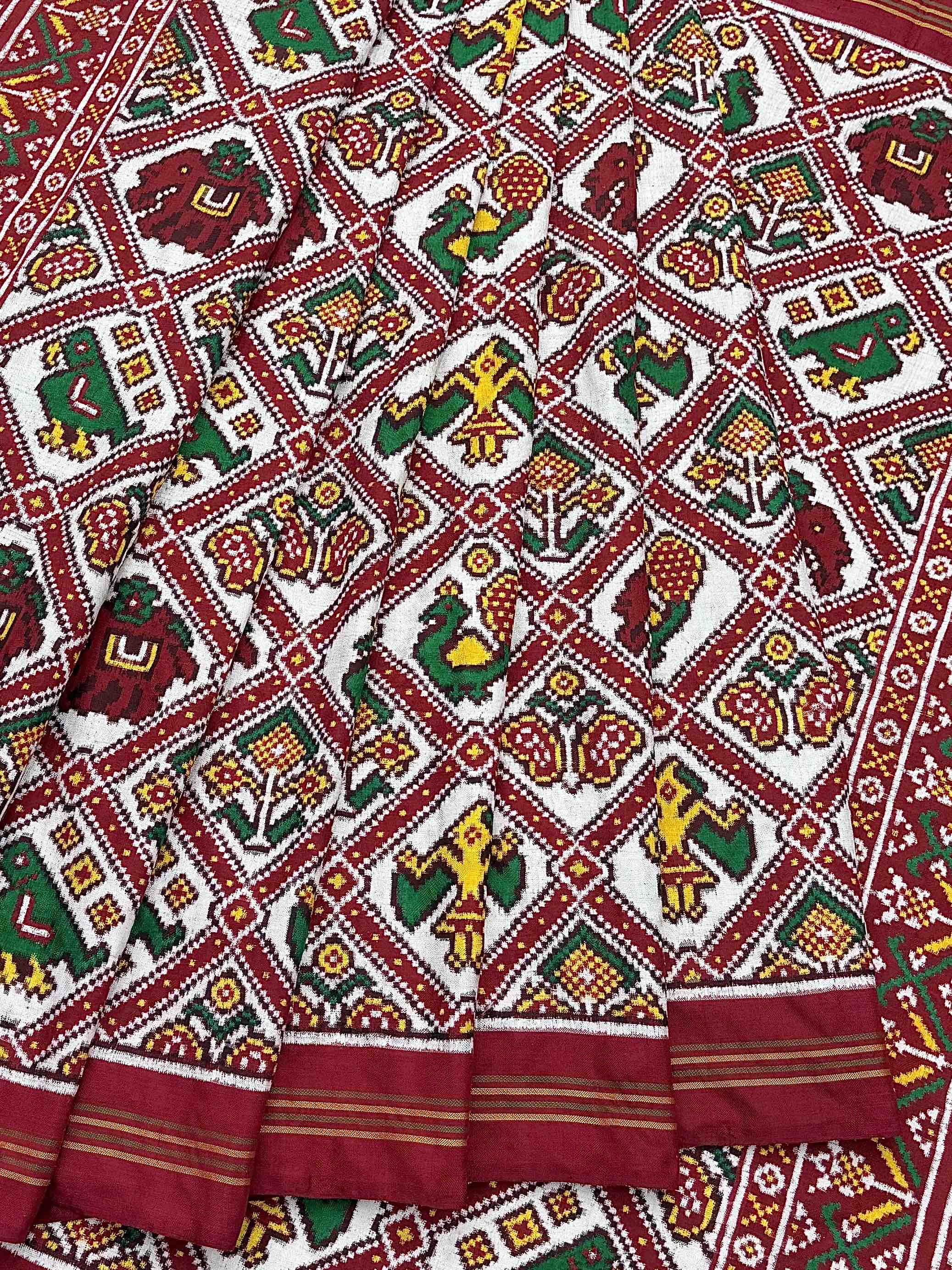 Red & white Narikunj Adtala Patan Patola