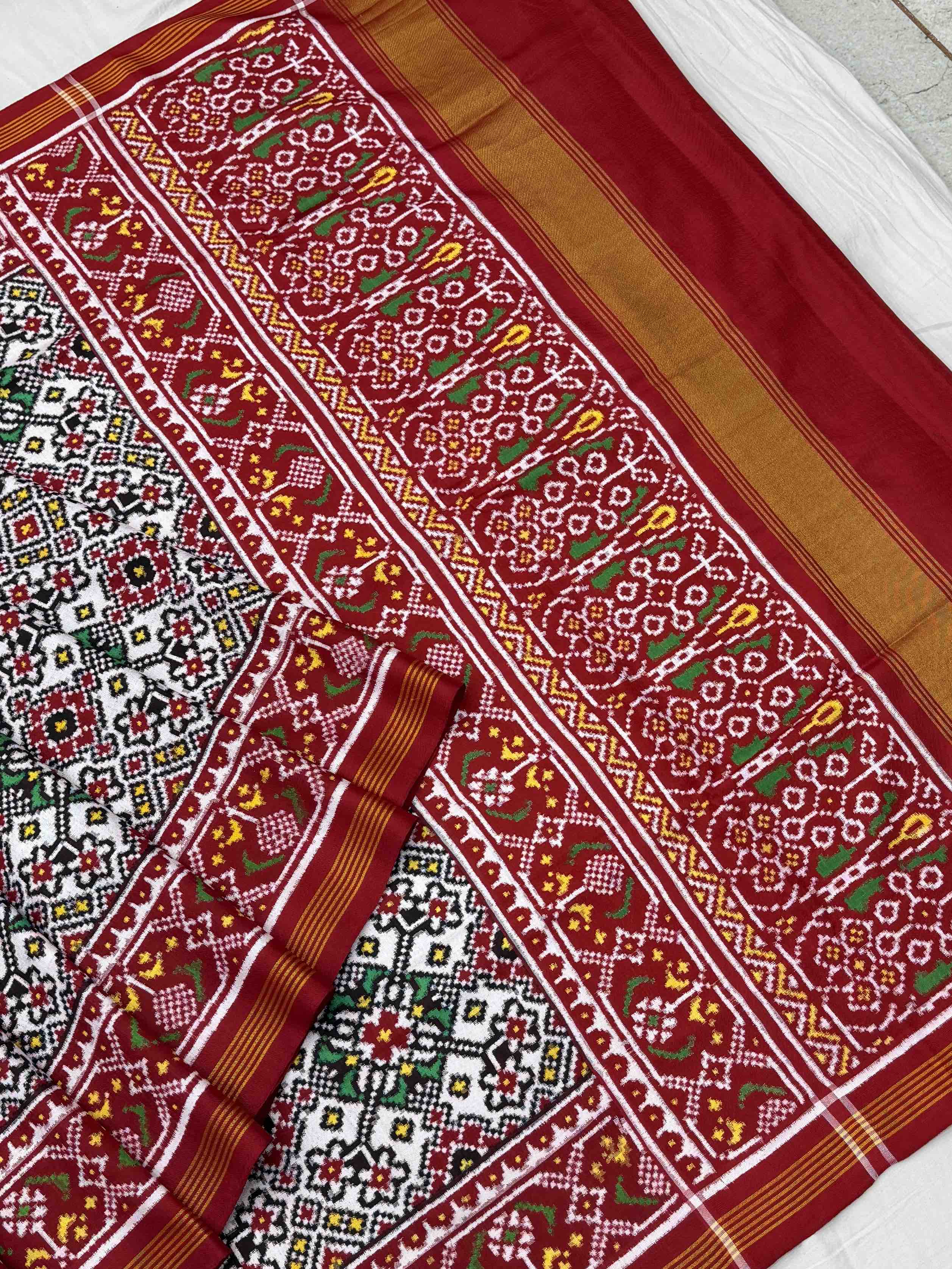 Red & white Navartan Patan Patola