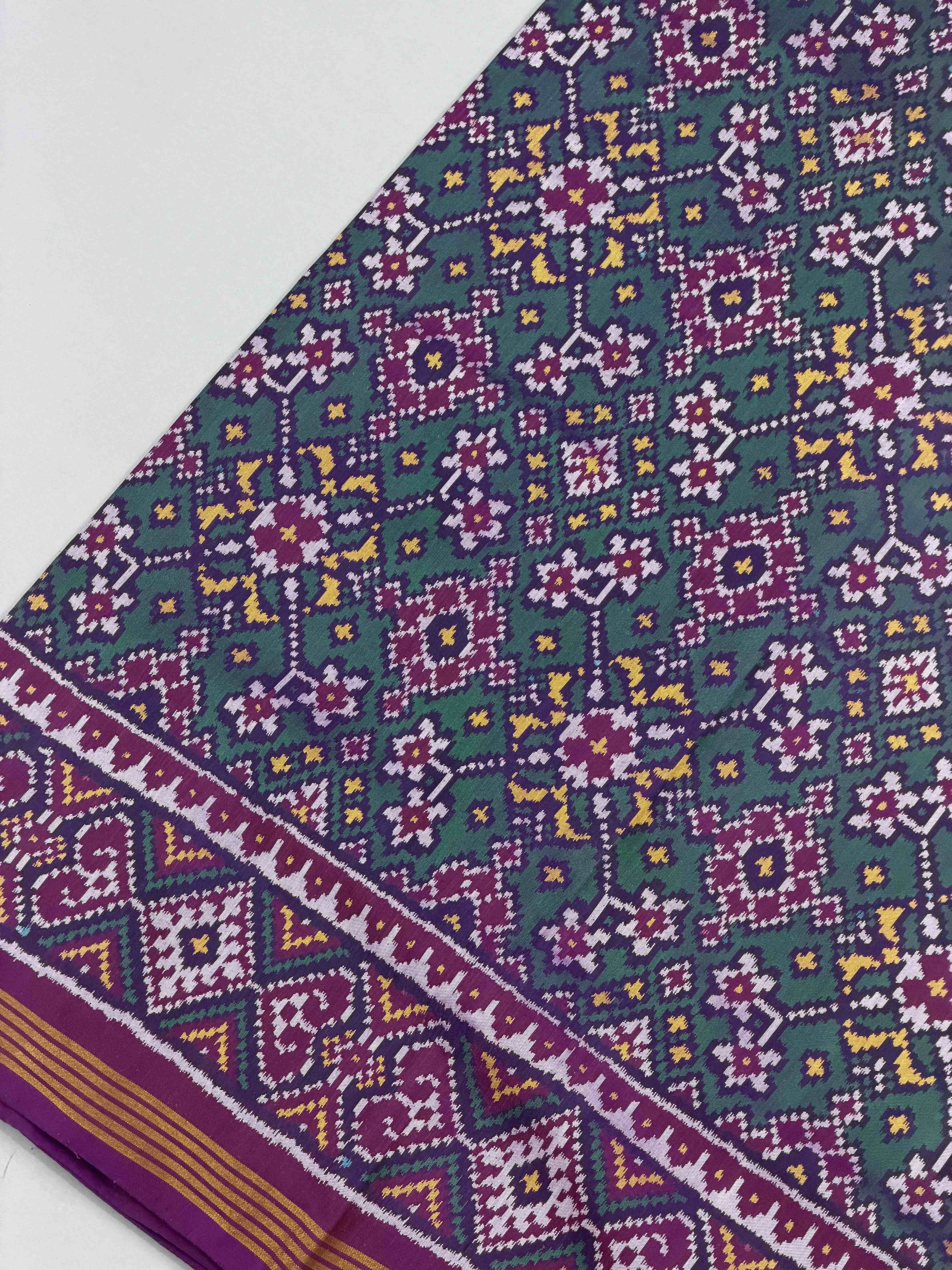 Magenta Pink & Sea Green Navaratan Patola Saree