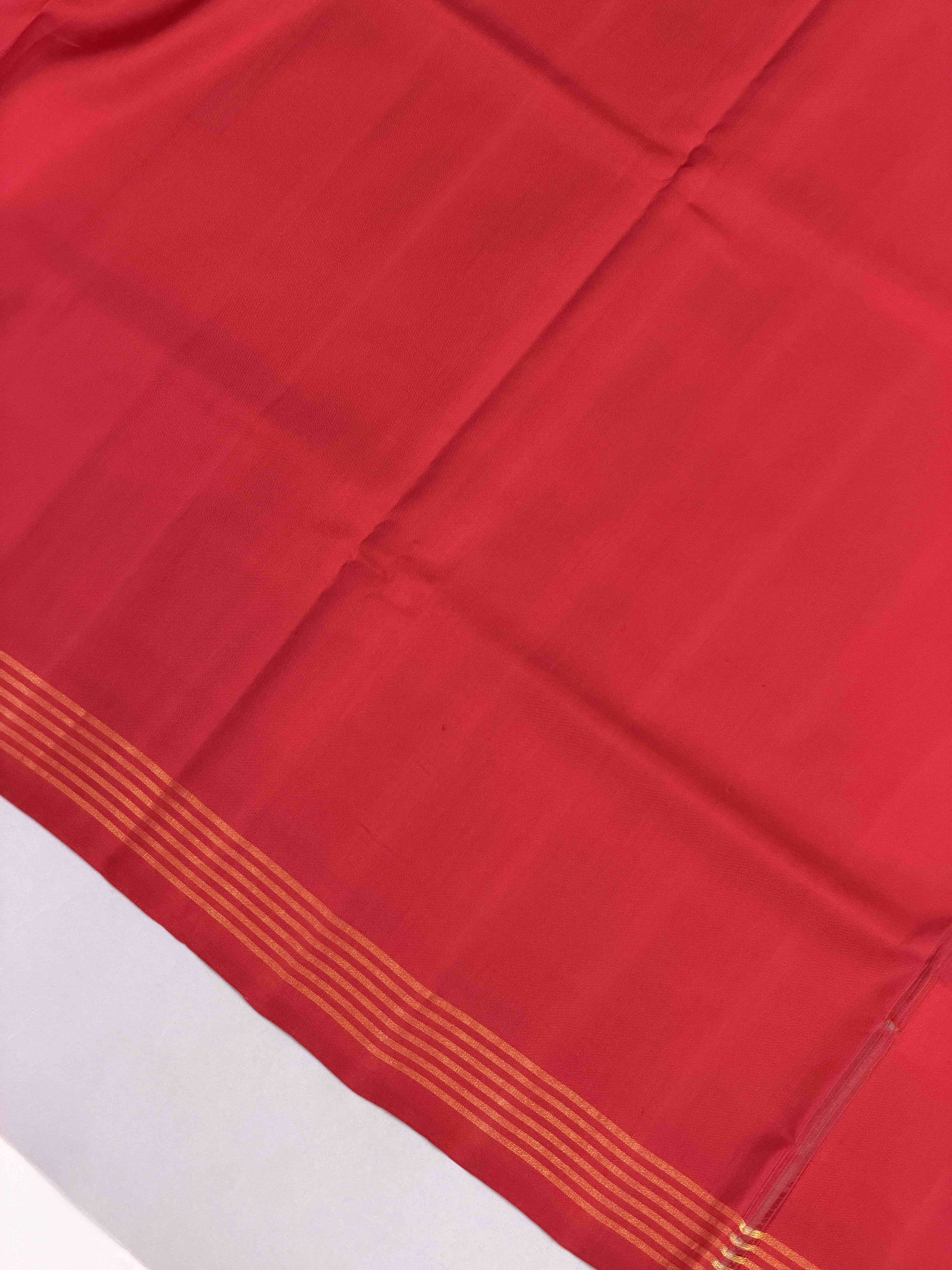 Maroon & mukti figure Patola Saree