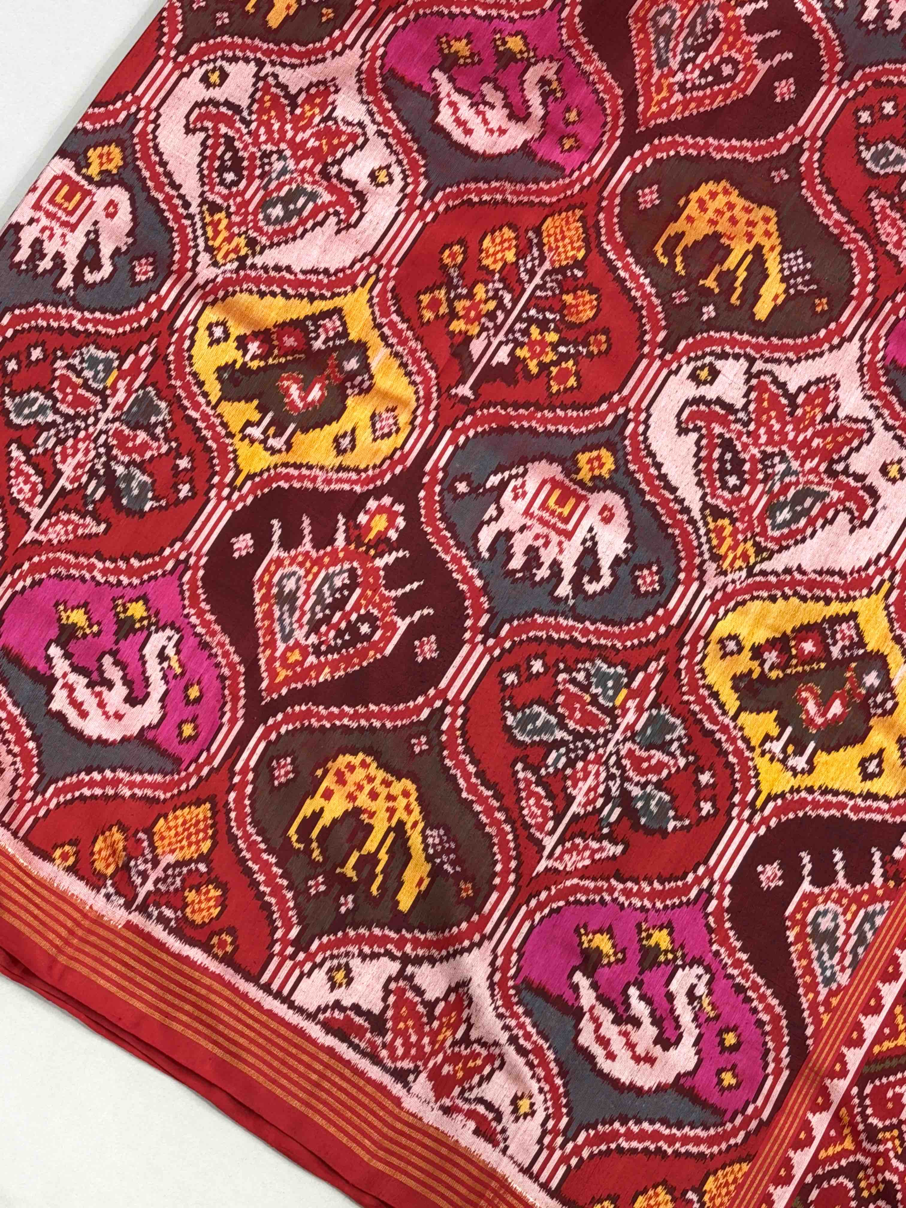 Maroon mukti figure Patola Saree