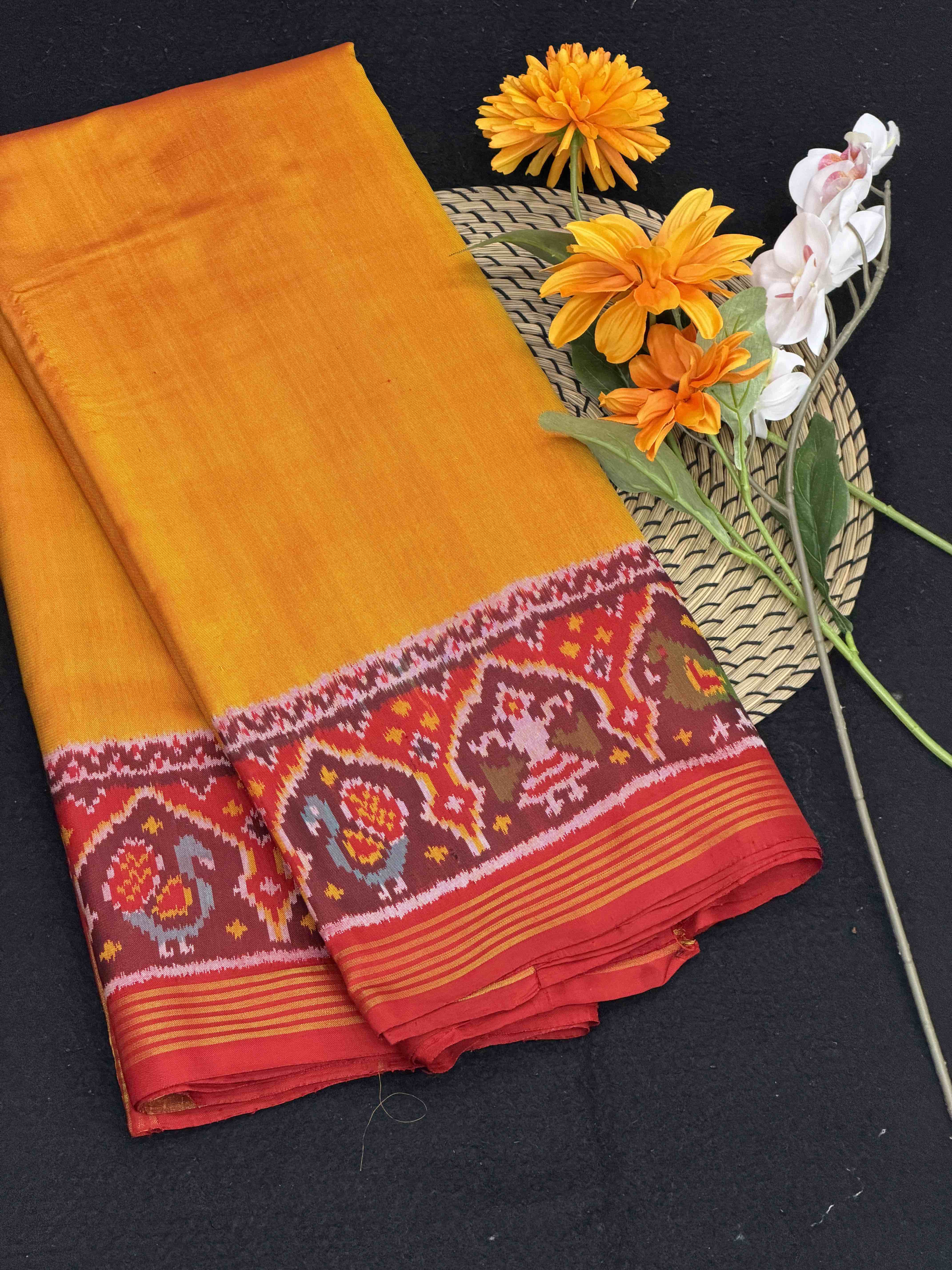 Red & Musterd plain Gala border patola saree
