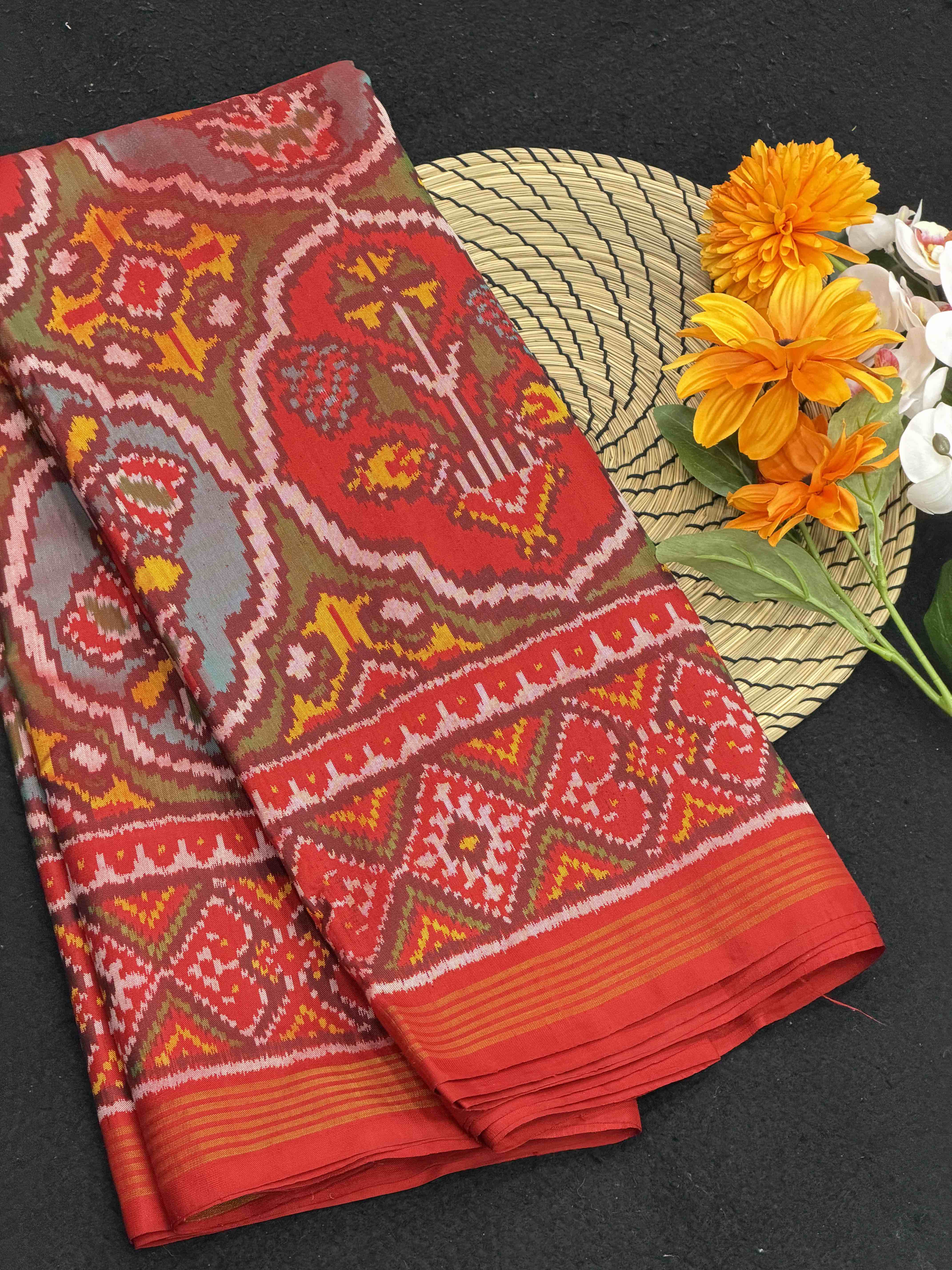 Red with turquoise n Green Chhabdi Design Patola