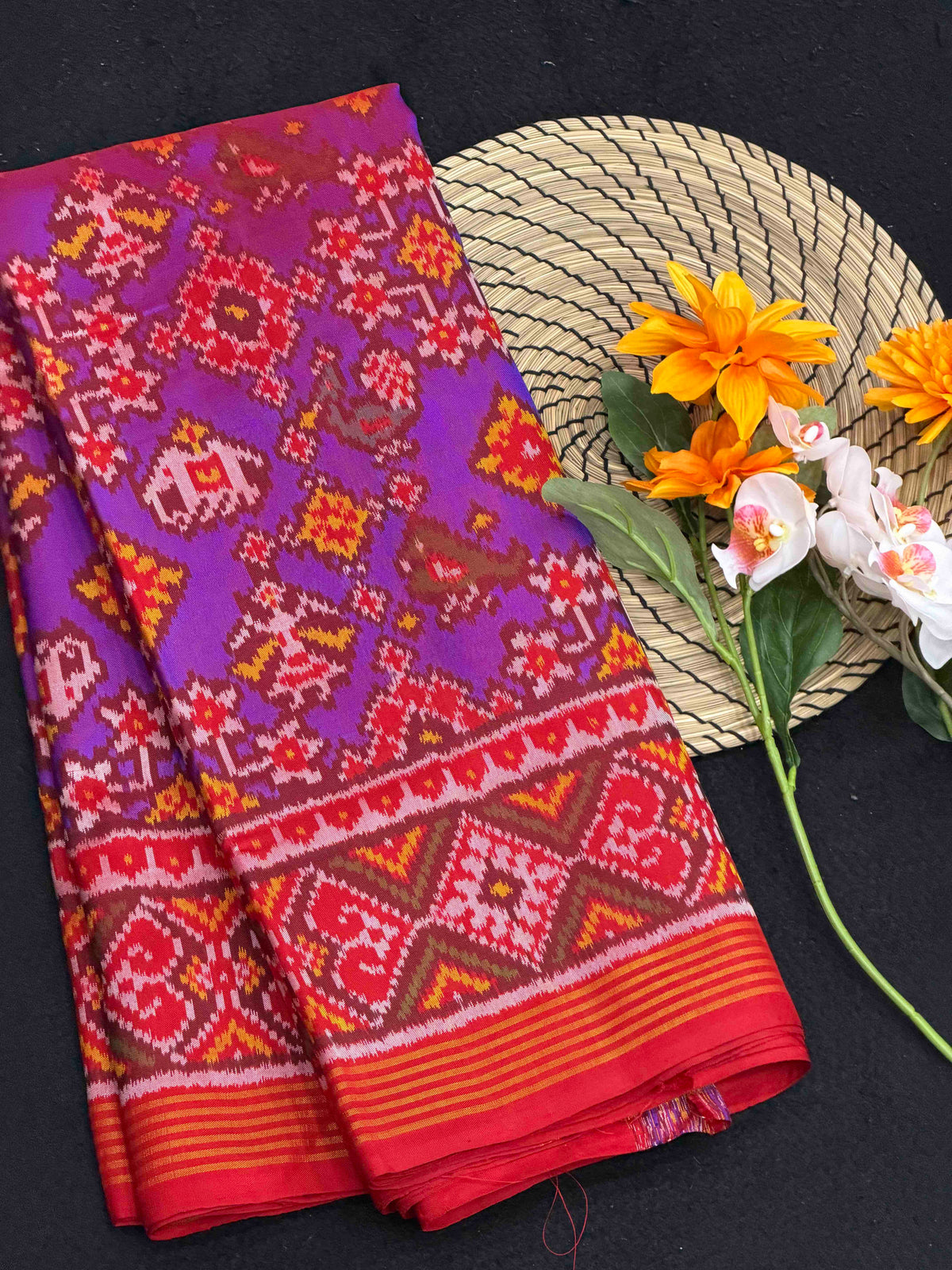 Red & purplish red shaded Narikunj Patola Saree