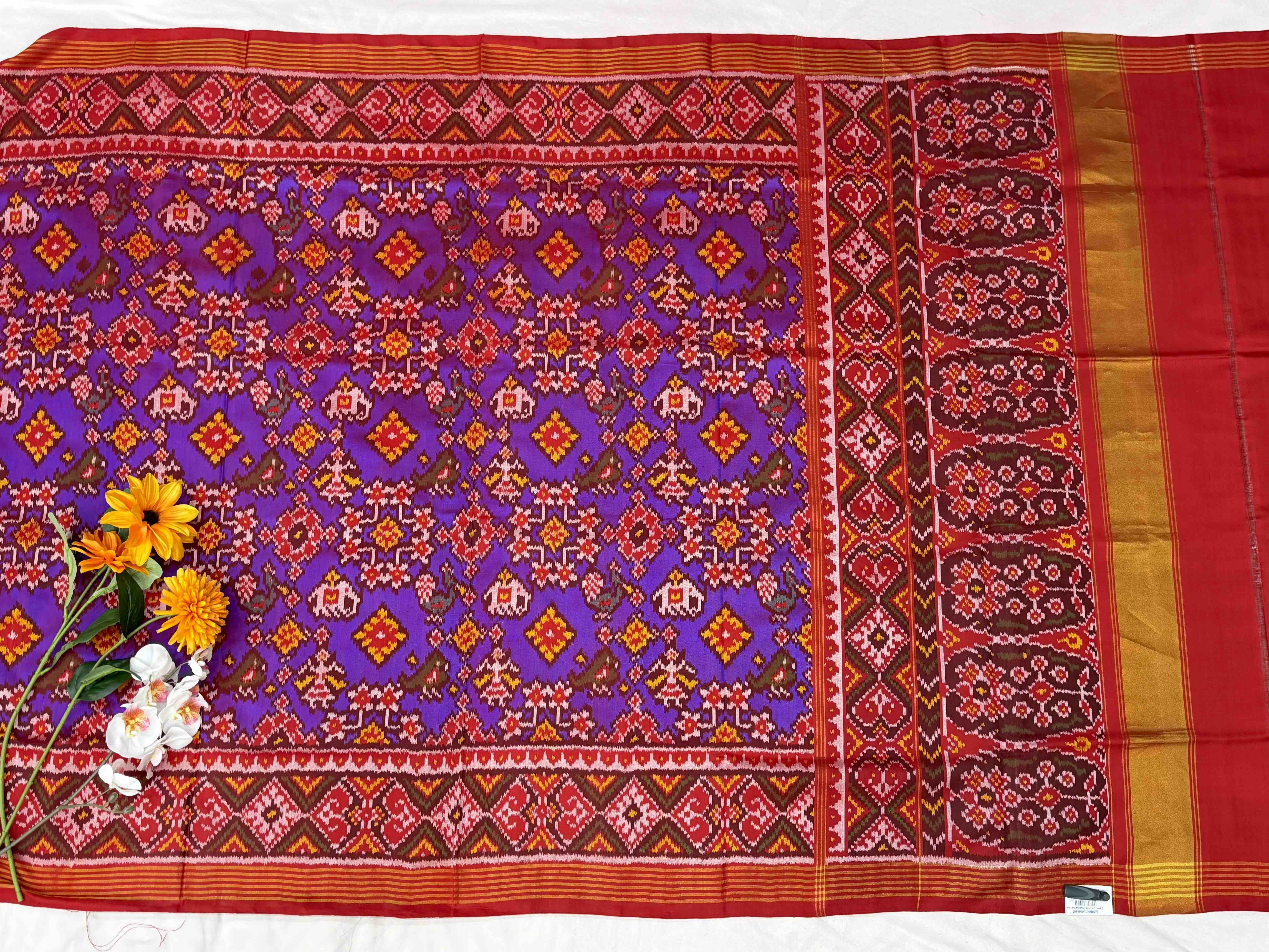 Red & purplish red shaded Narikunj Patola Saree