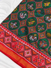 Red & Green circle narikunj Patola Saree