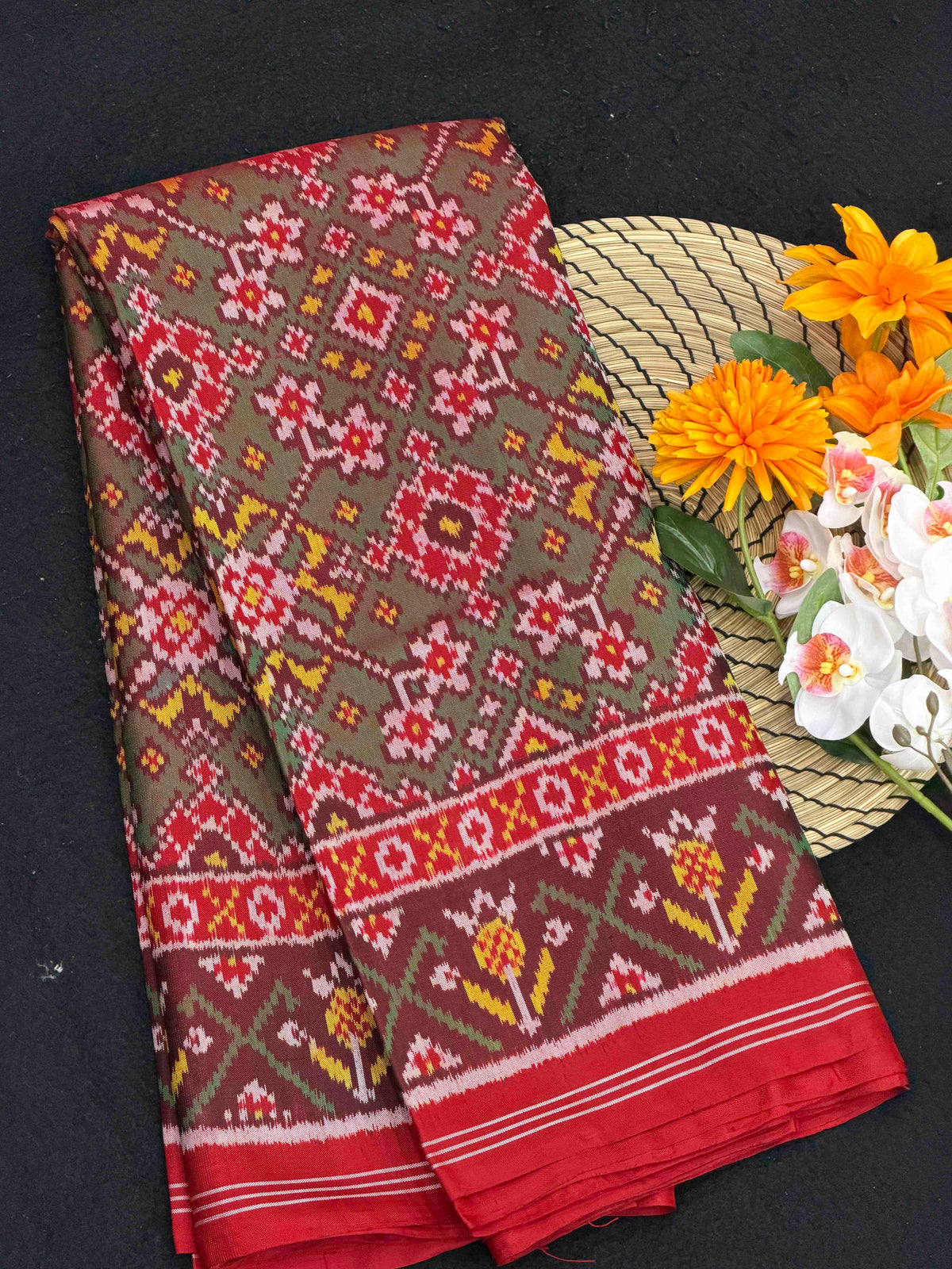 Red & shaded green Navaratan Patola Saree