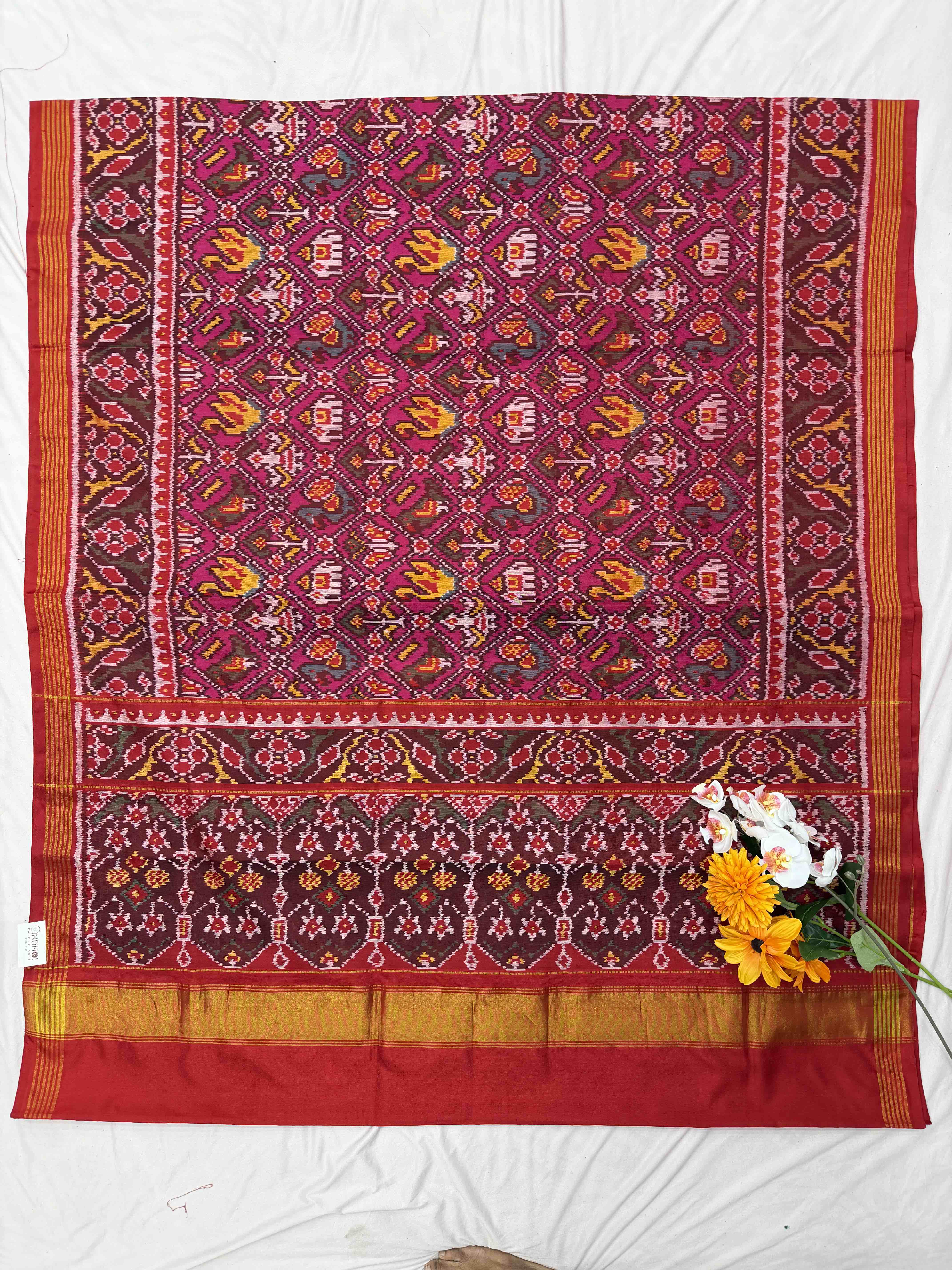 Red & Pink narikunj Patola Saree