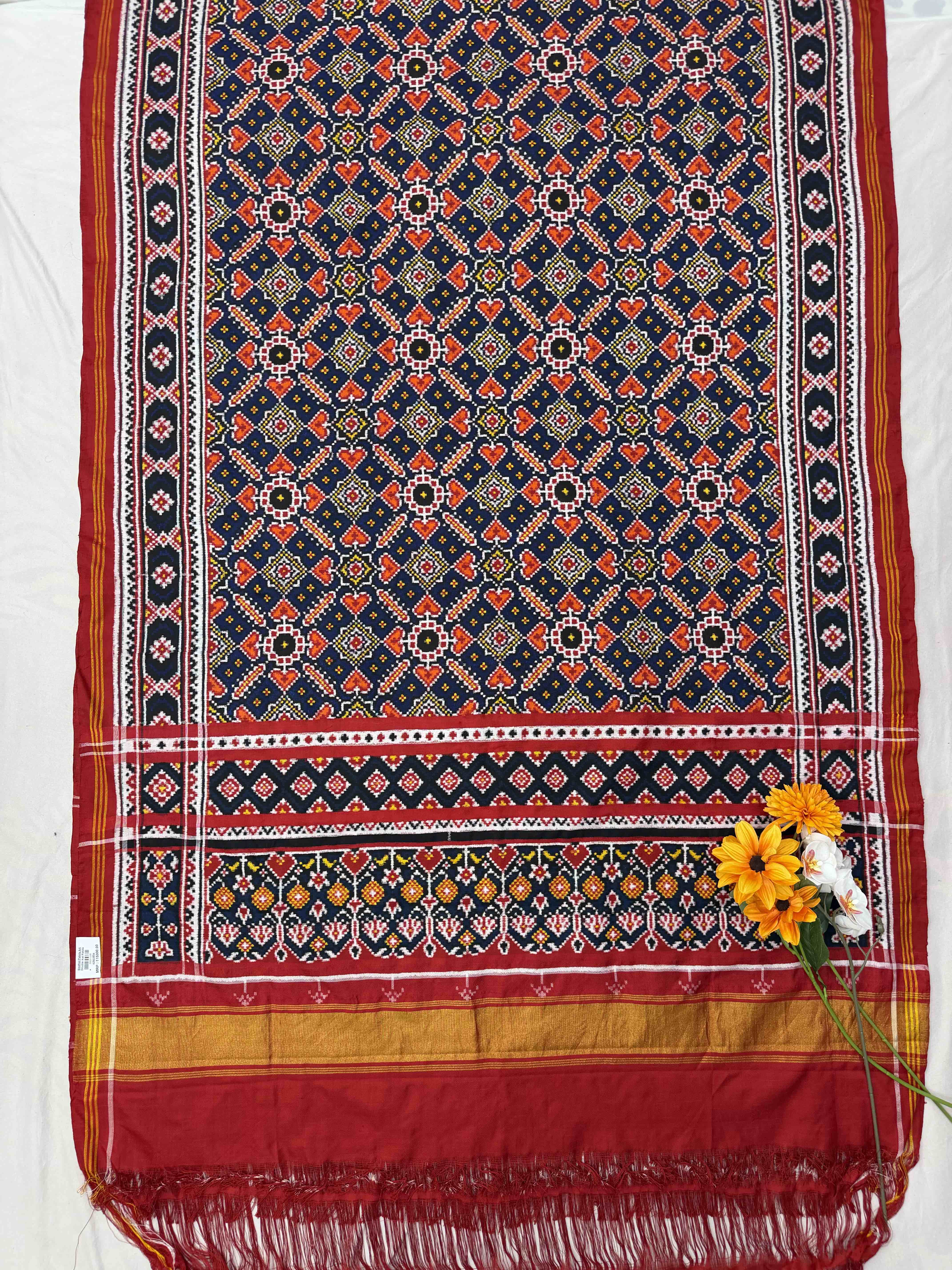 Red & Blue Combination Manekchawk Patan Patola Saree