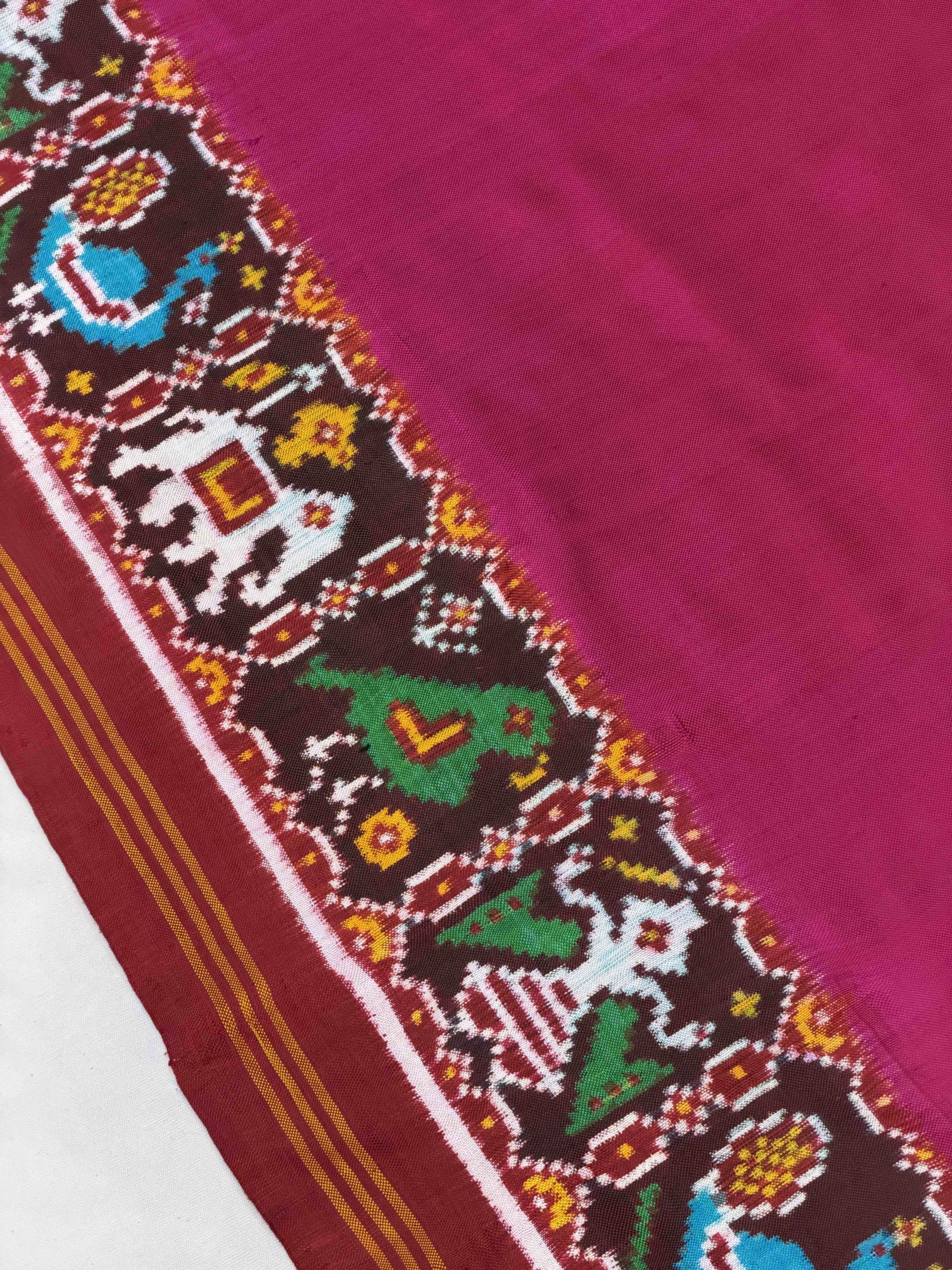 Maroon & Pink plain Gala border Patan Patola