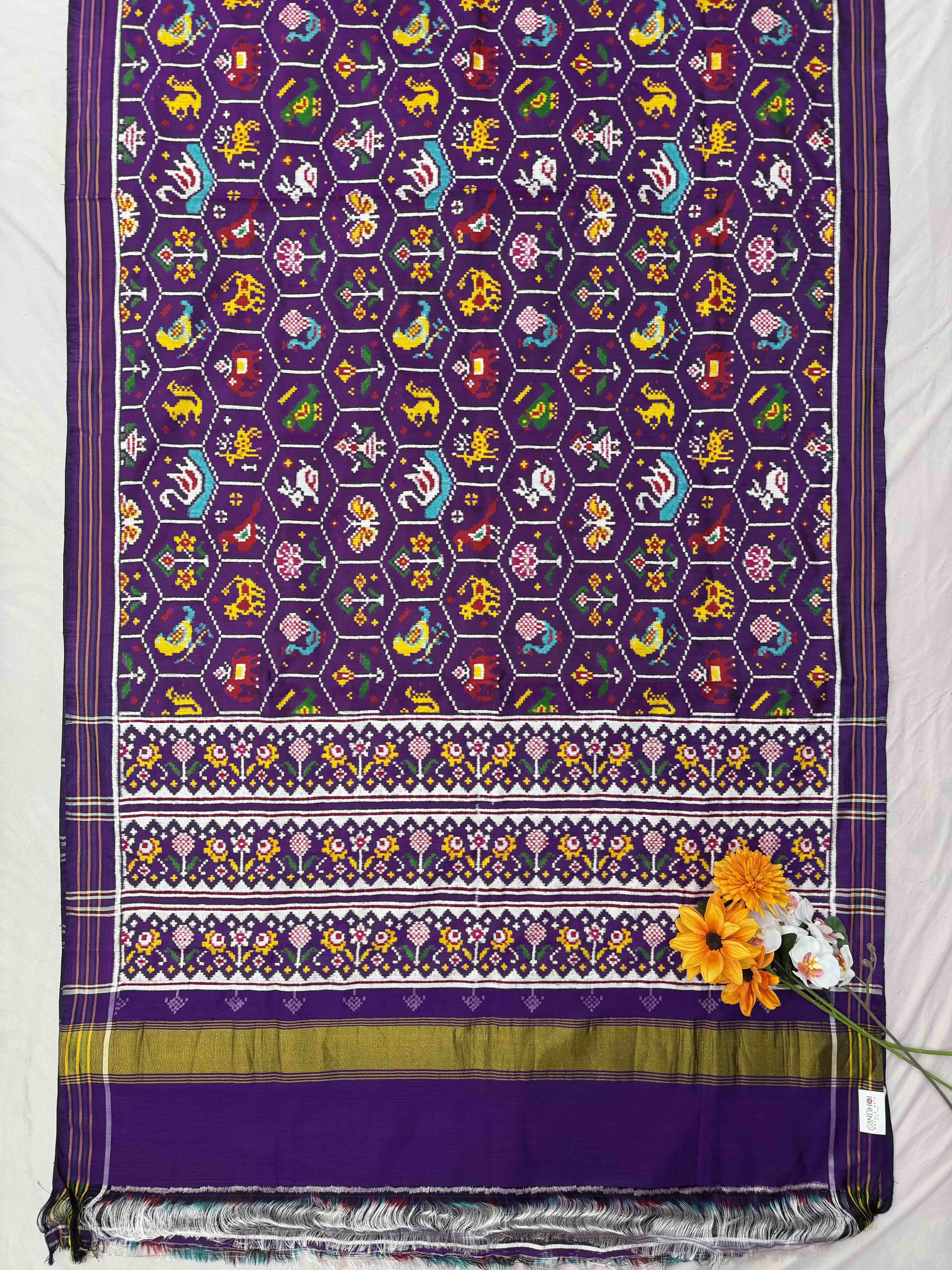 Beautiful Purple figure wesve Patan Patola Saree