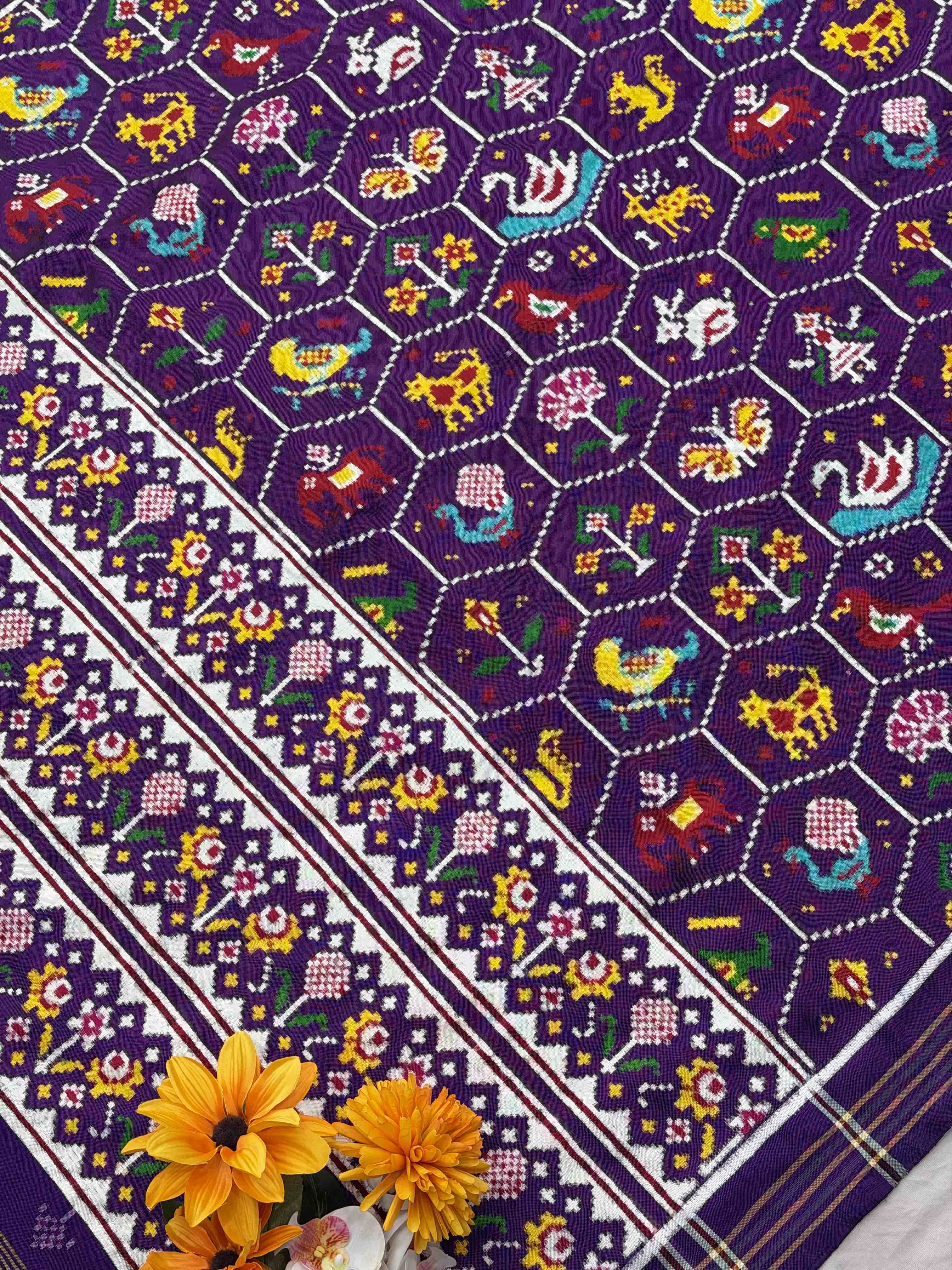 Beautiful Purple figure wesve Patan Patola Saree