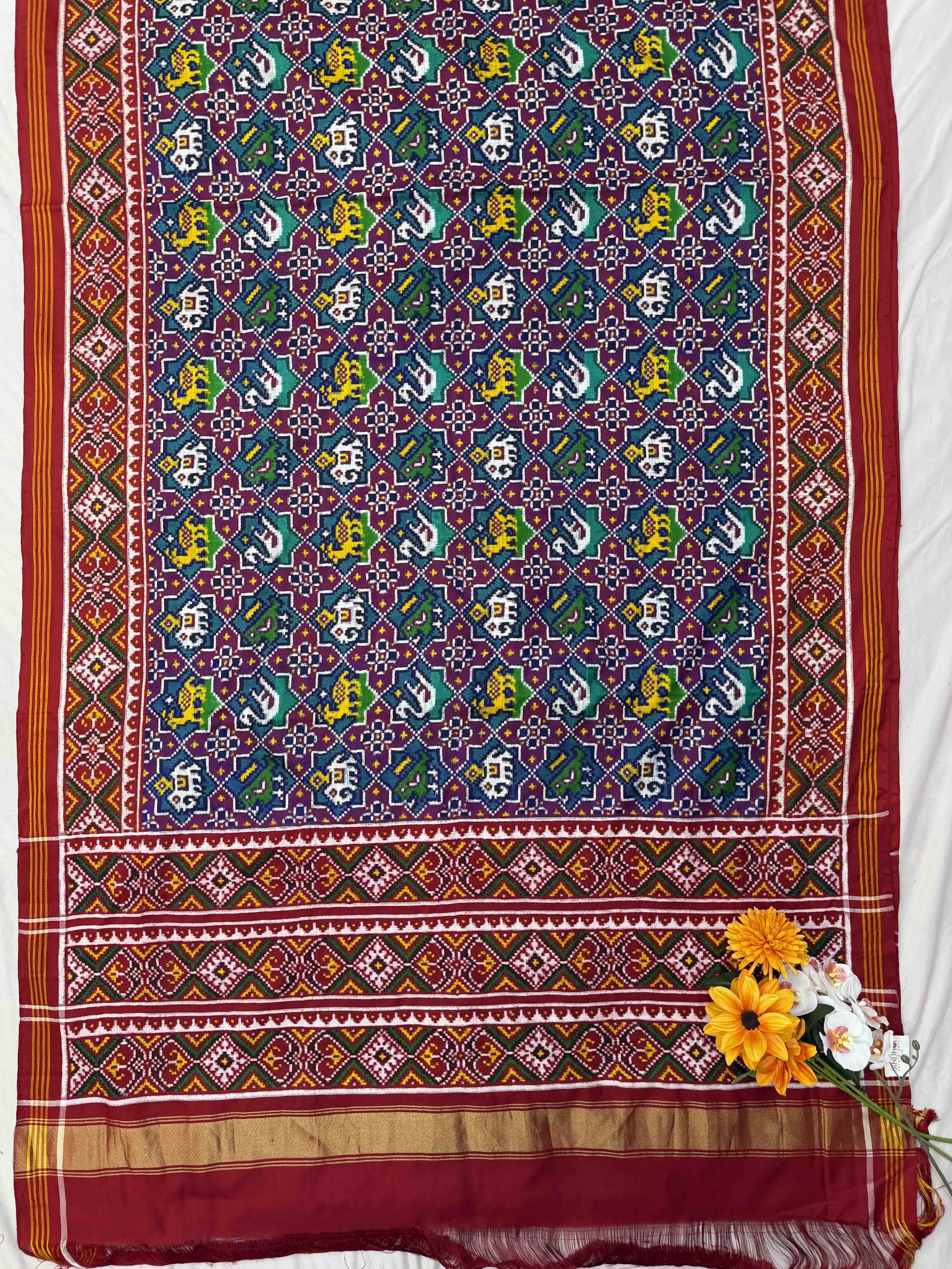 Red & turquoise purple combination Star design Patan Patola