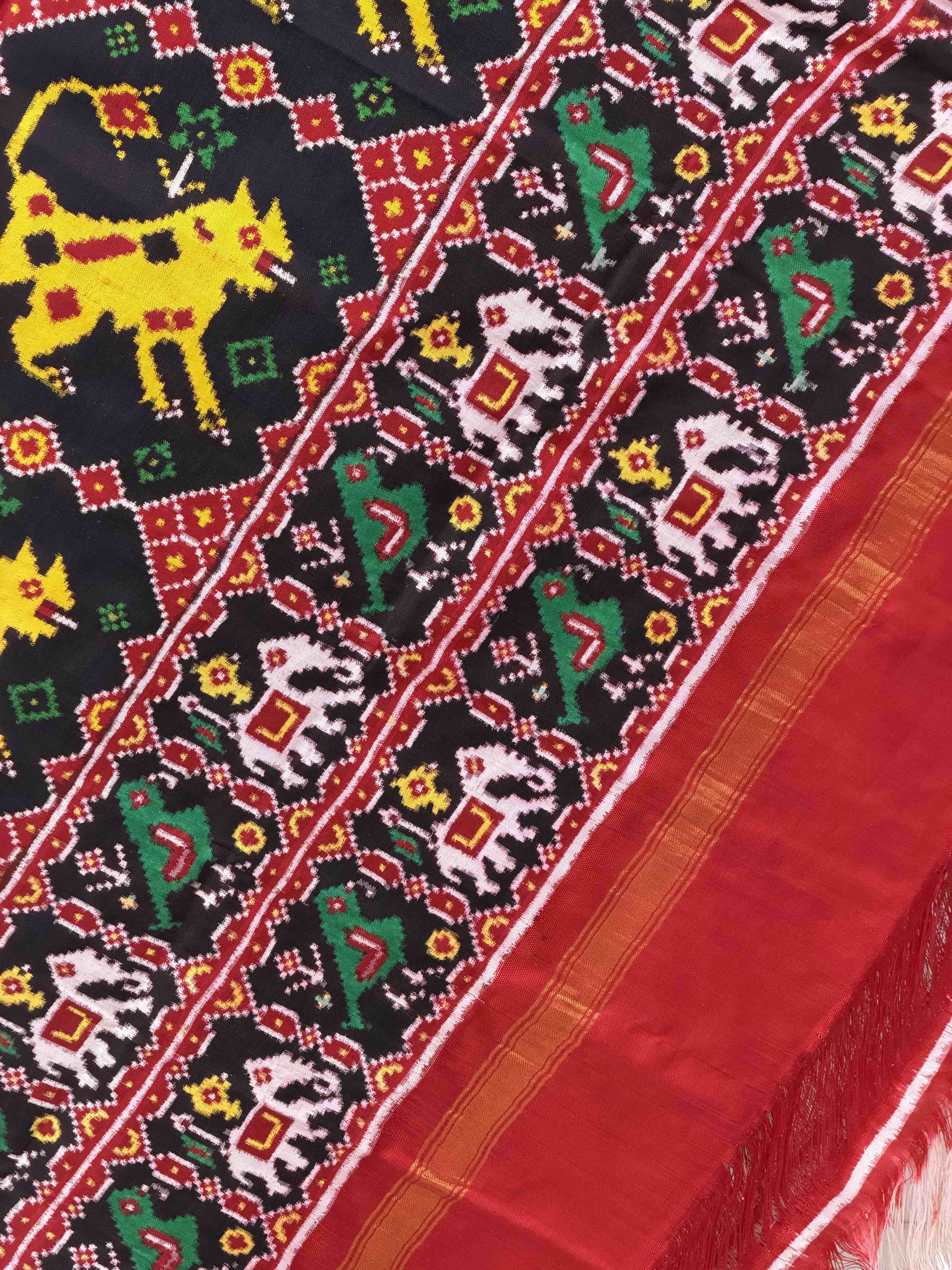 Maroon & Black sher Hathi Double ikat Dupatta