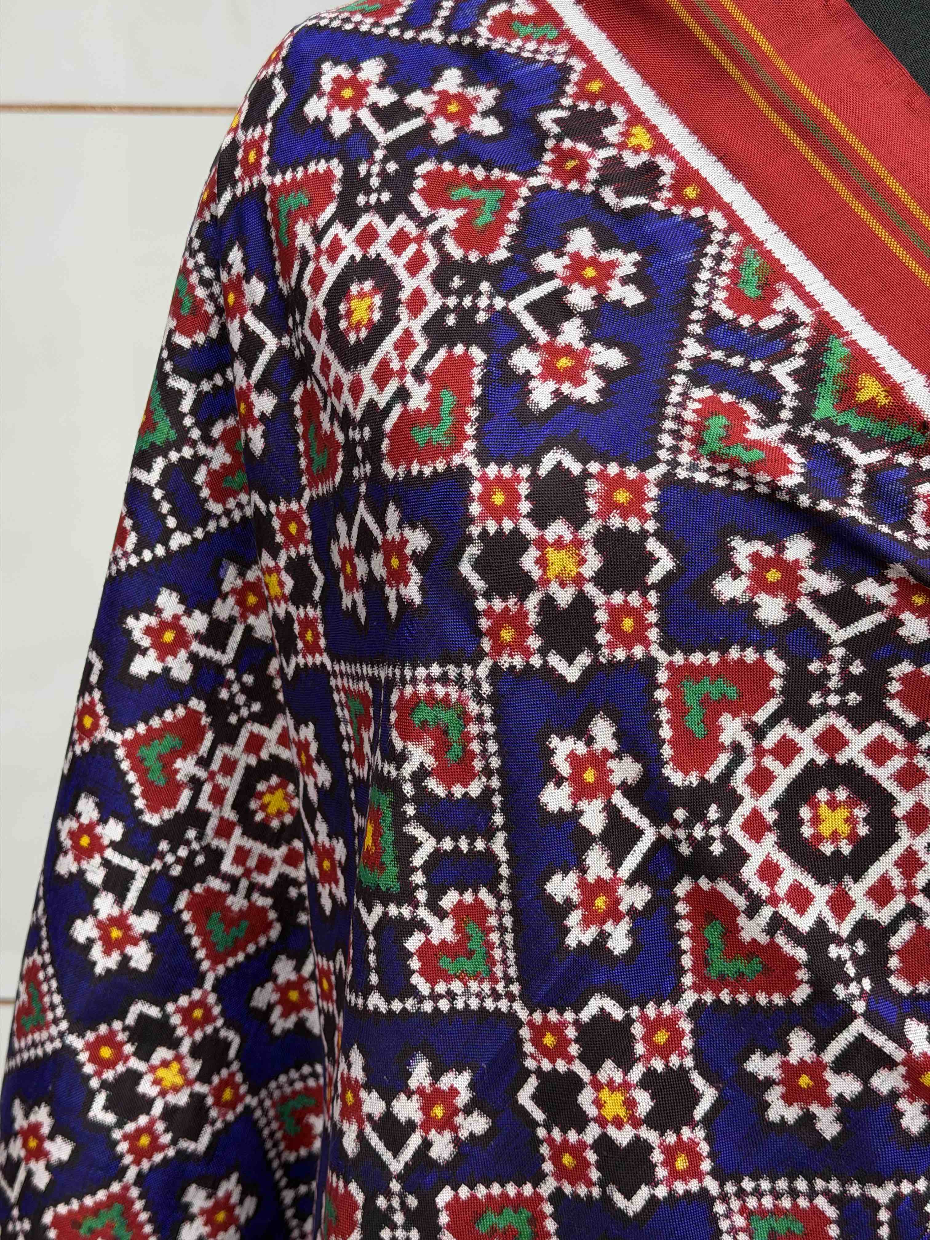 Red & Blue manekchwk Double Ikat Dupatta