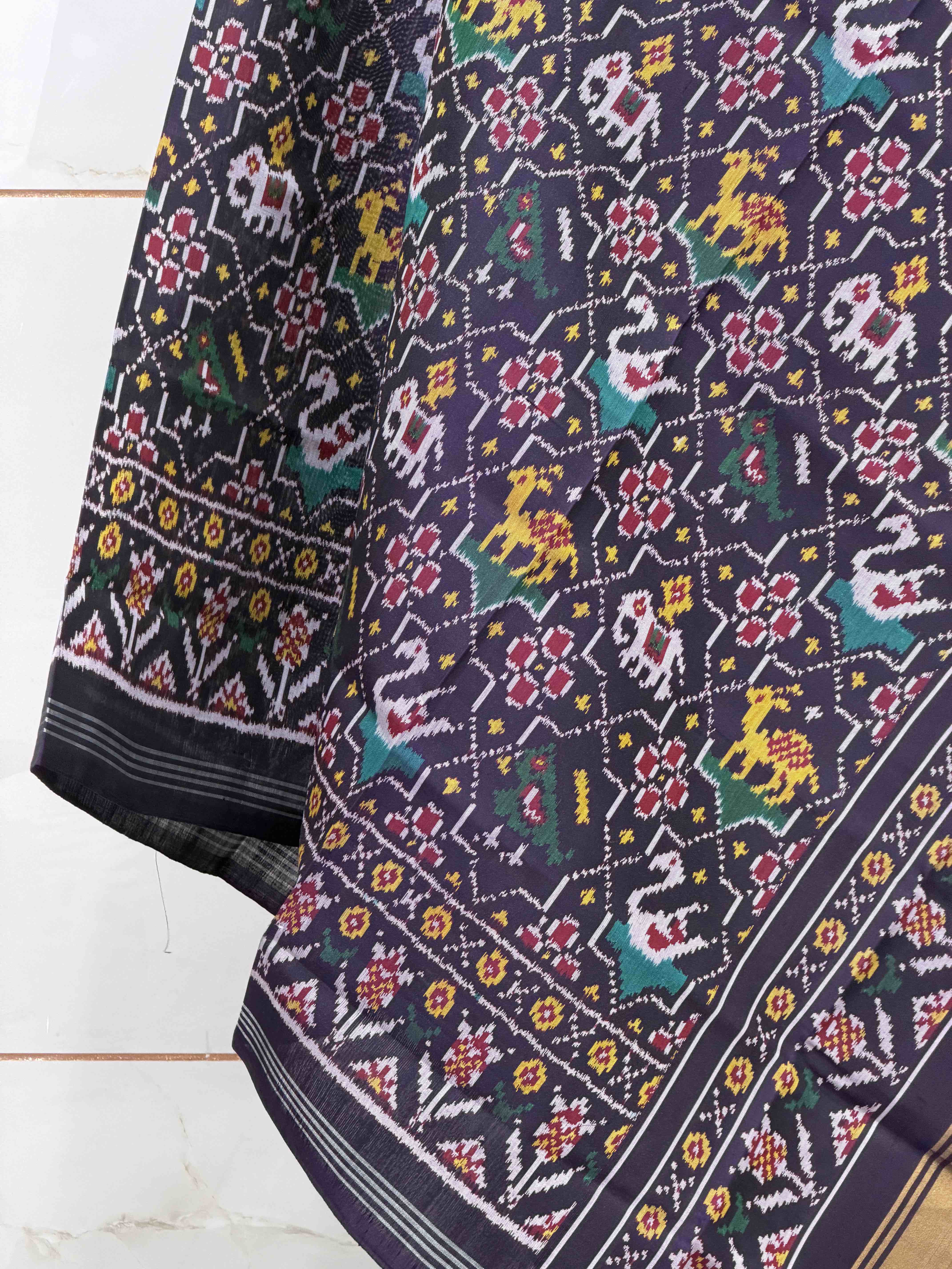 Deep Purple star Narikunj Single Ikat Dupatta