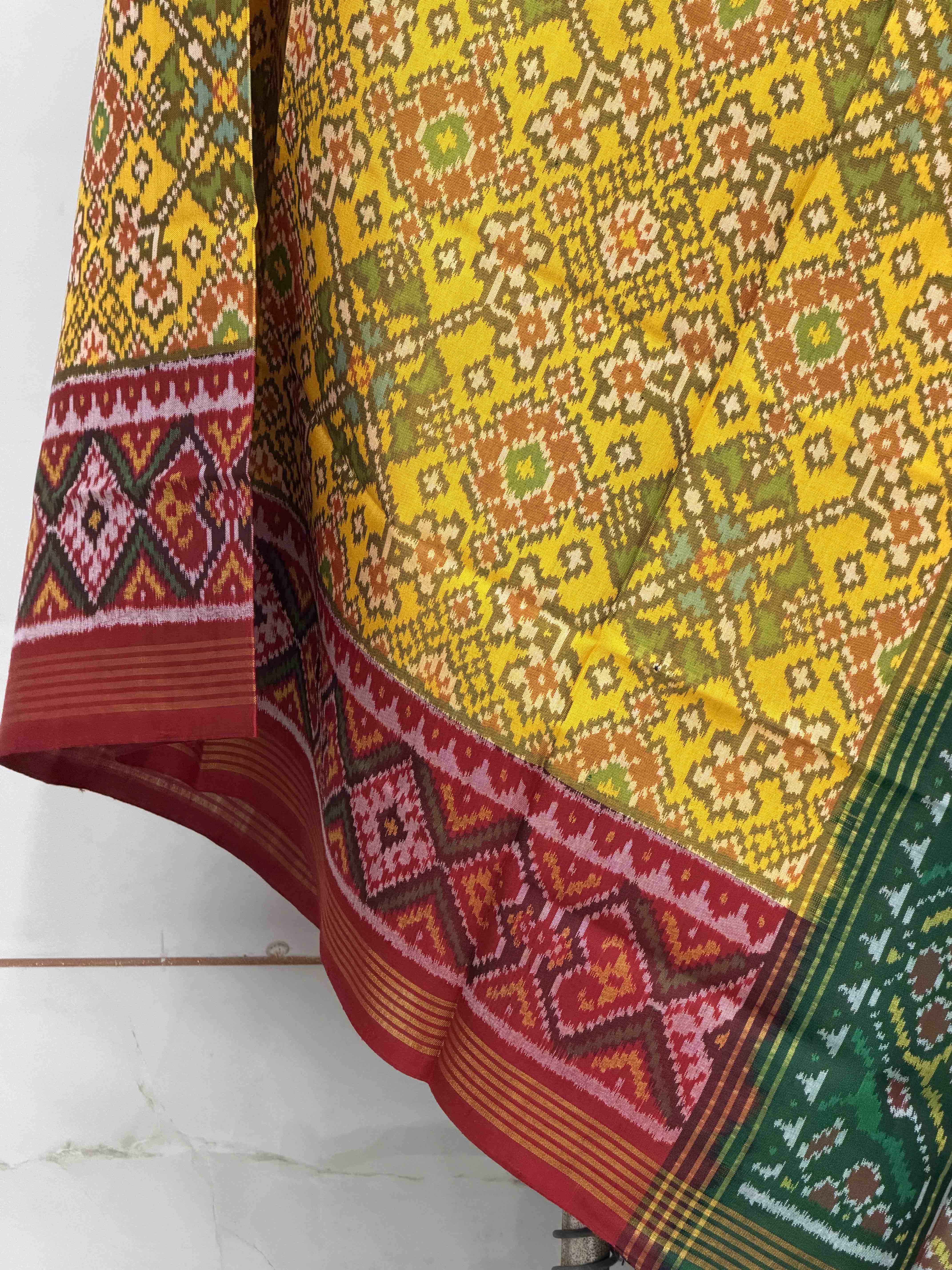Ganga Jamuna tri colour Dual pallu Single ikat Dupatta