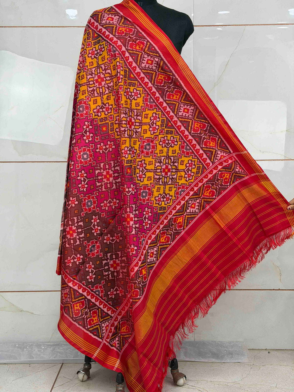 Red with mix of 3 colour navaratan Single Ikat Dupatta