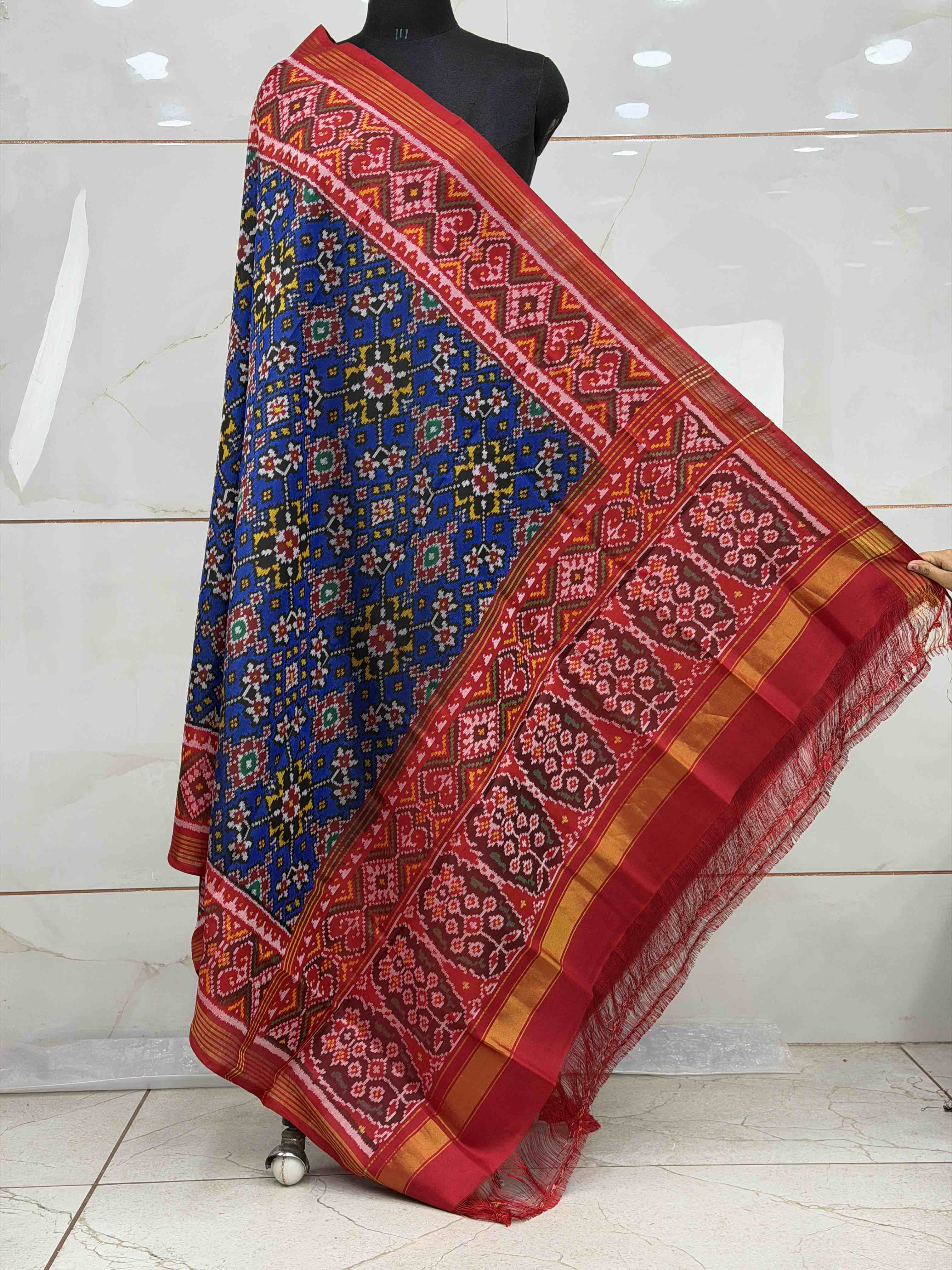 Red & Blue Navaratan Single aikat Dupatta