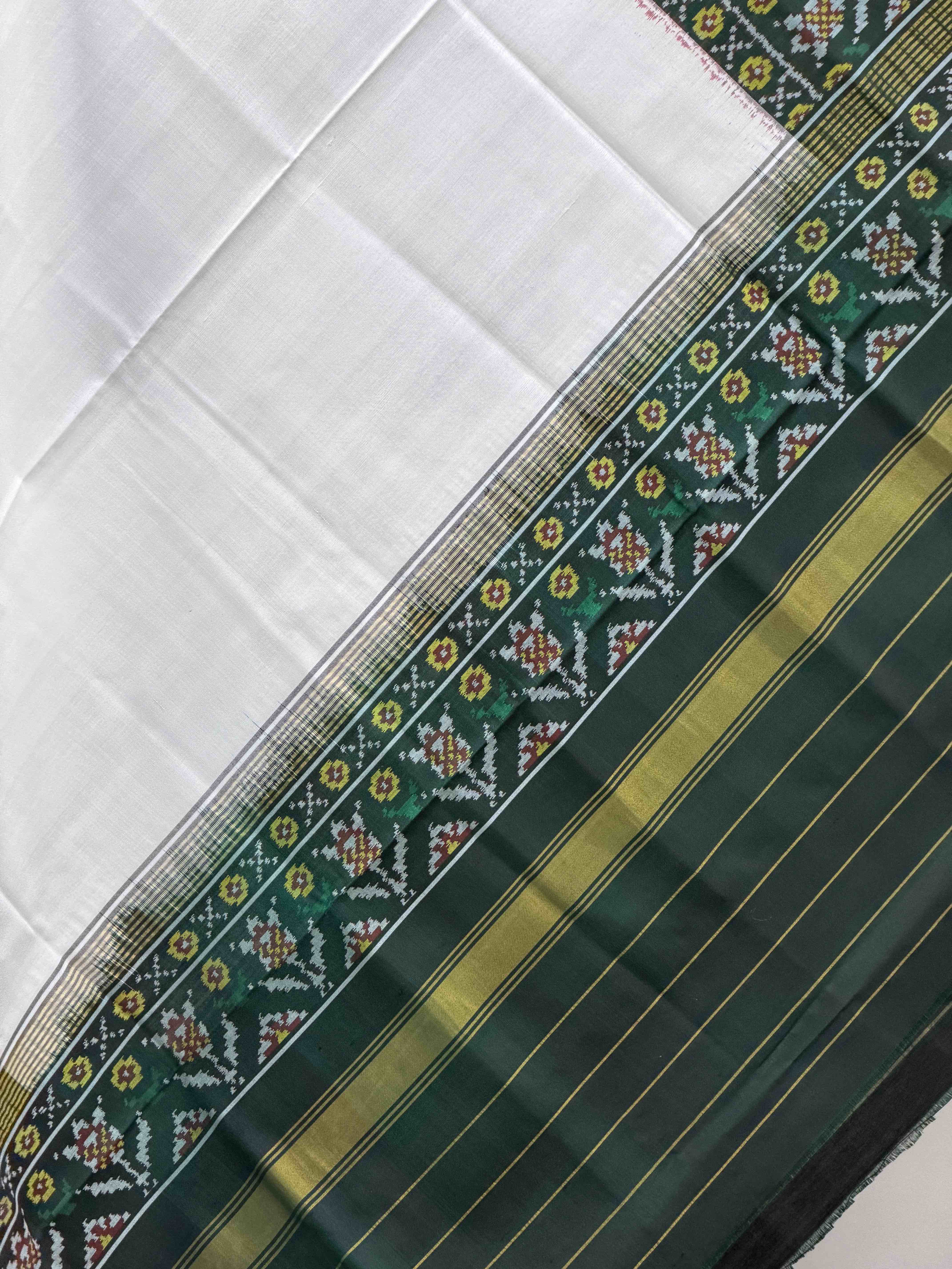 Green & plain white Gala border Single Ikat Dupatta