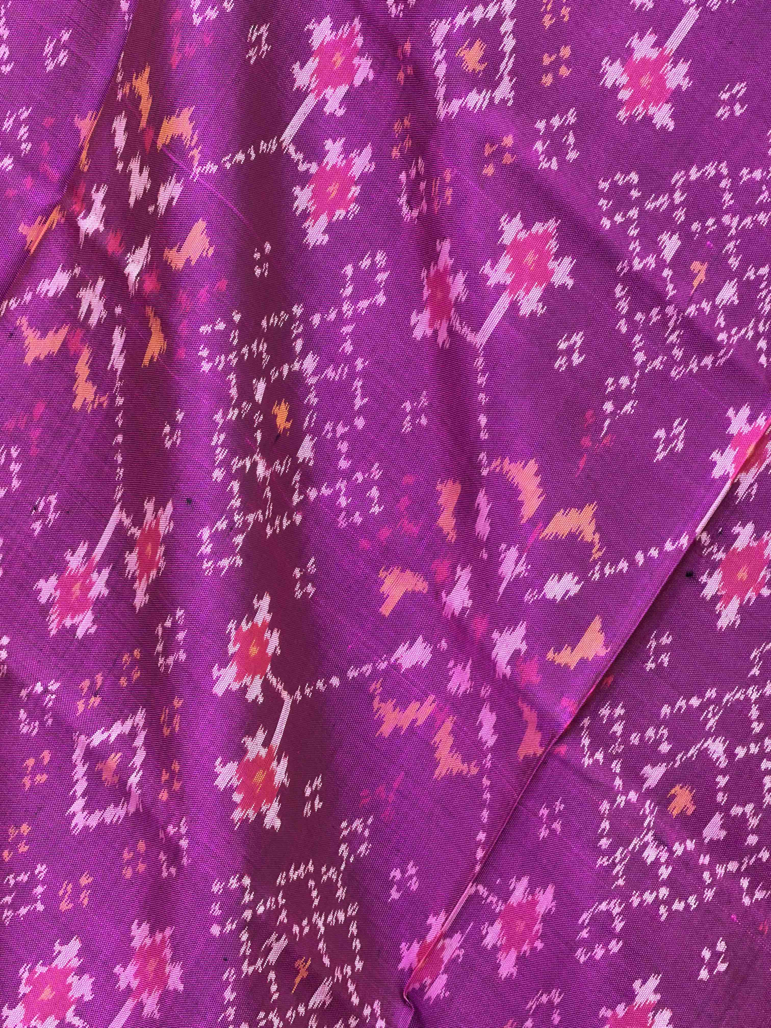 Small Dupatta magenta pink Navaratan Patola weave