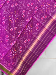 Small Dupatta magenta pink Navaratan Patola weave