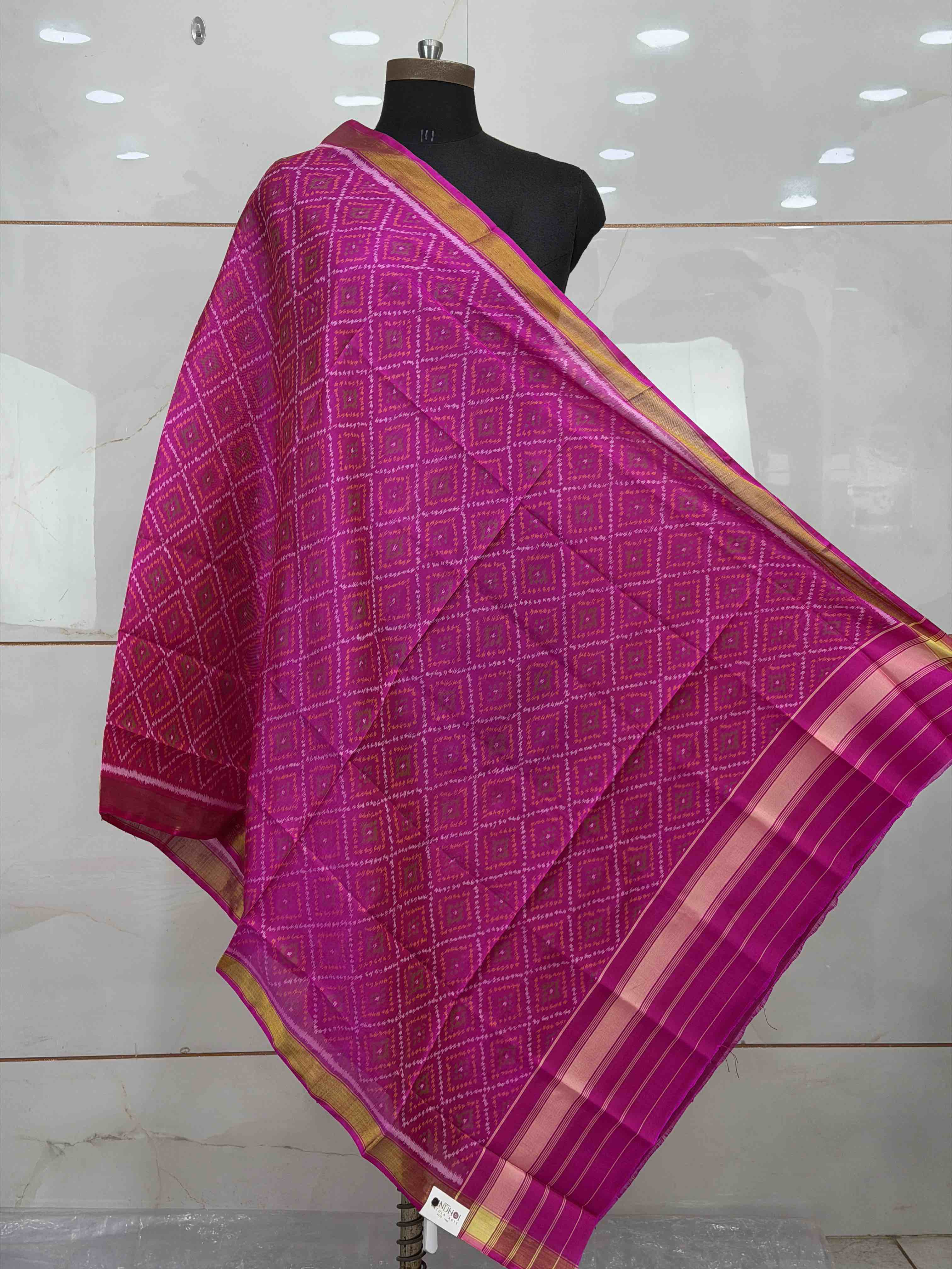 Small Dupatta in Pink colour bandhani design single ikat