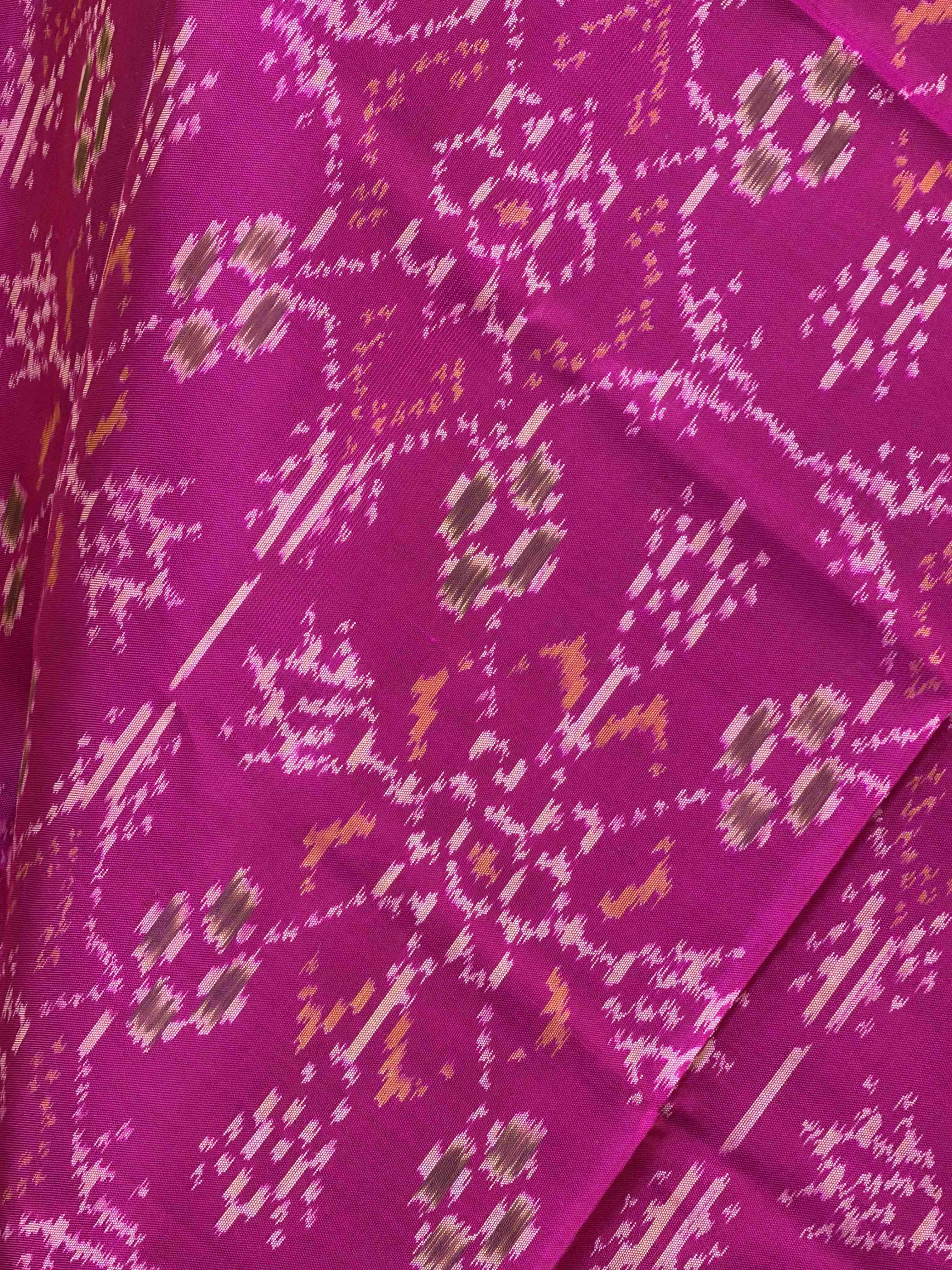 Small dupatta in pink chhabdi design single ikat weave