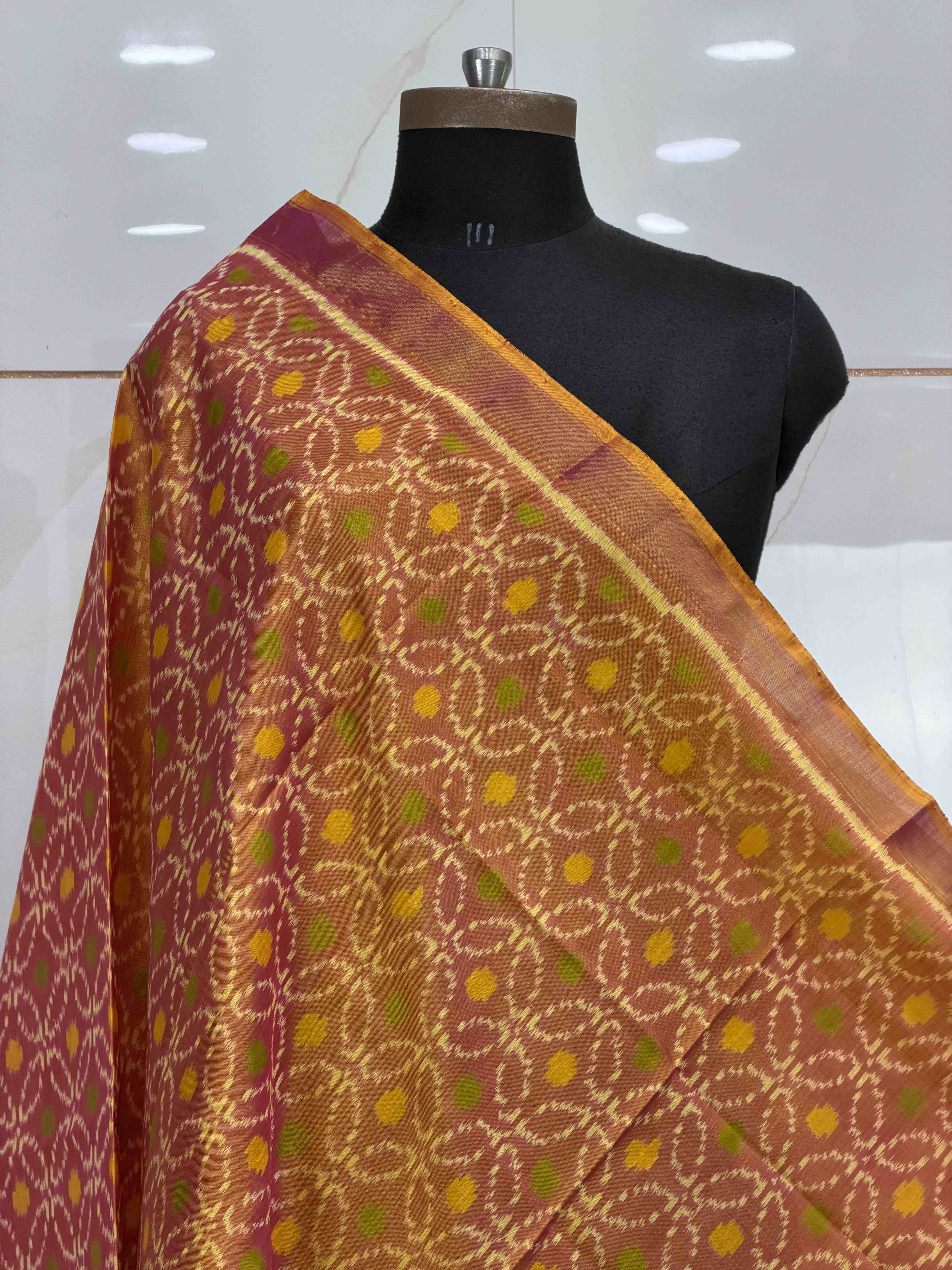 Small dupatta in peach pink single ikat weave