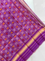 Small dupatta in Magenta solsitara single ikat weave