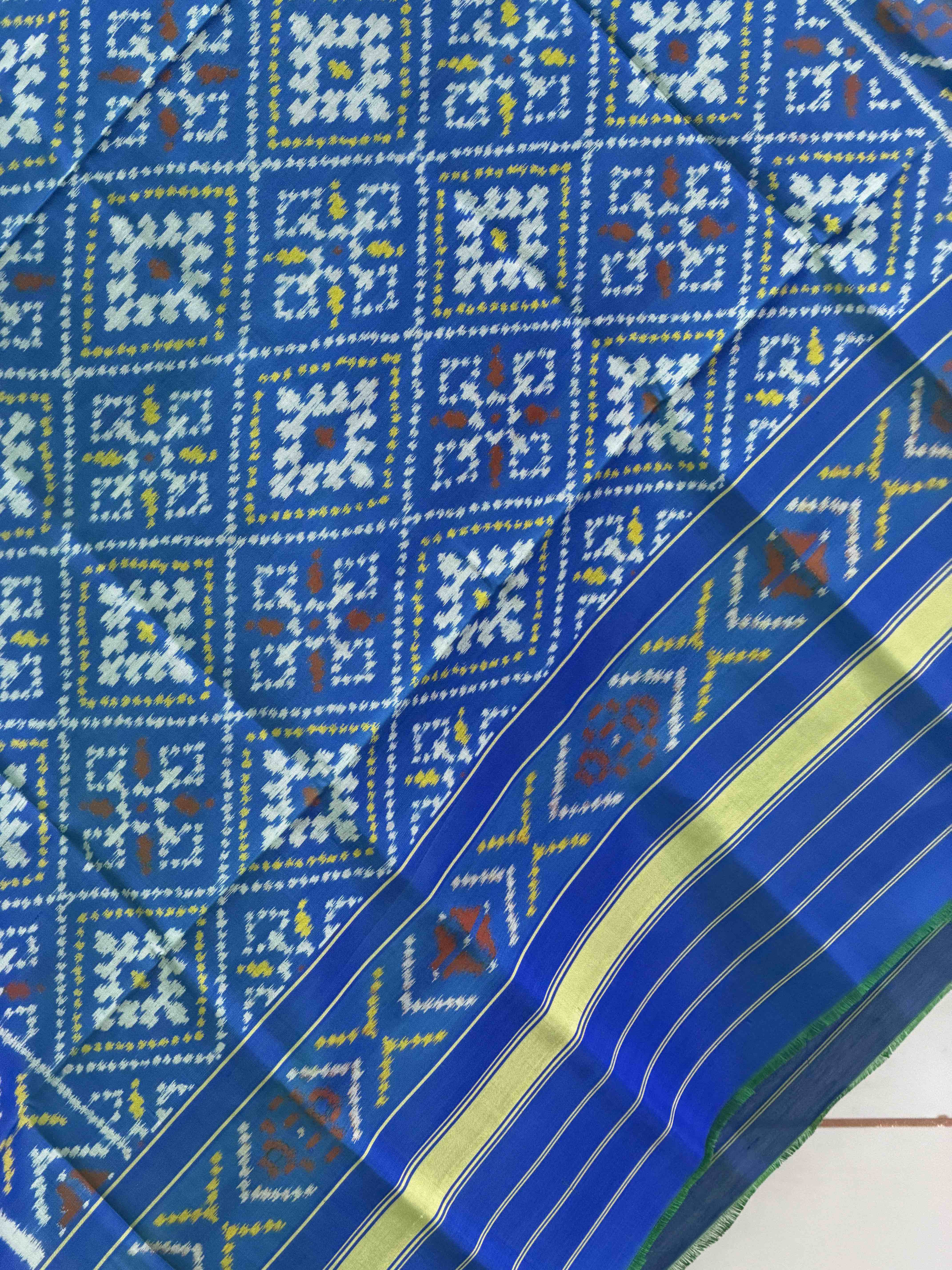 Small dupatta in panchanda design single ikat woven
