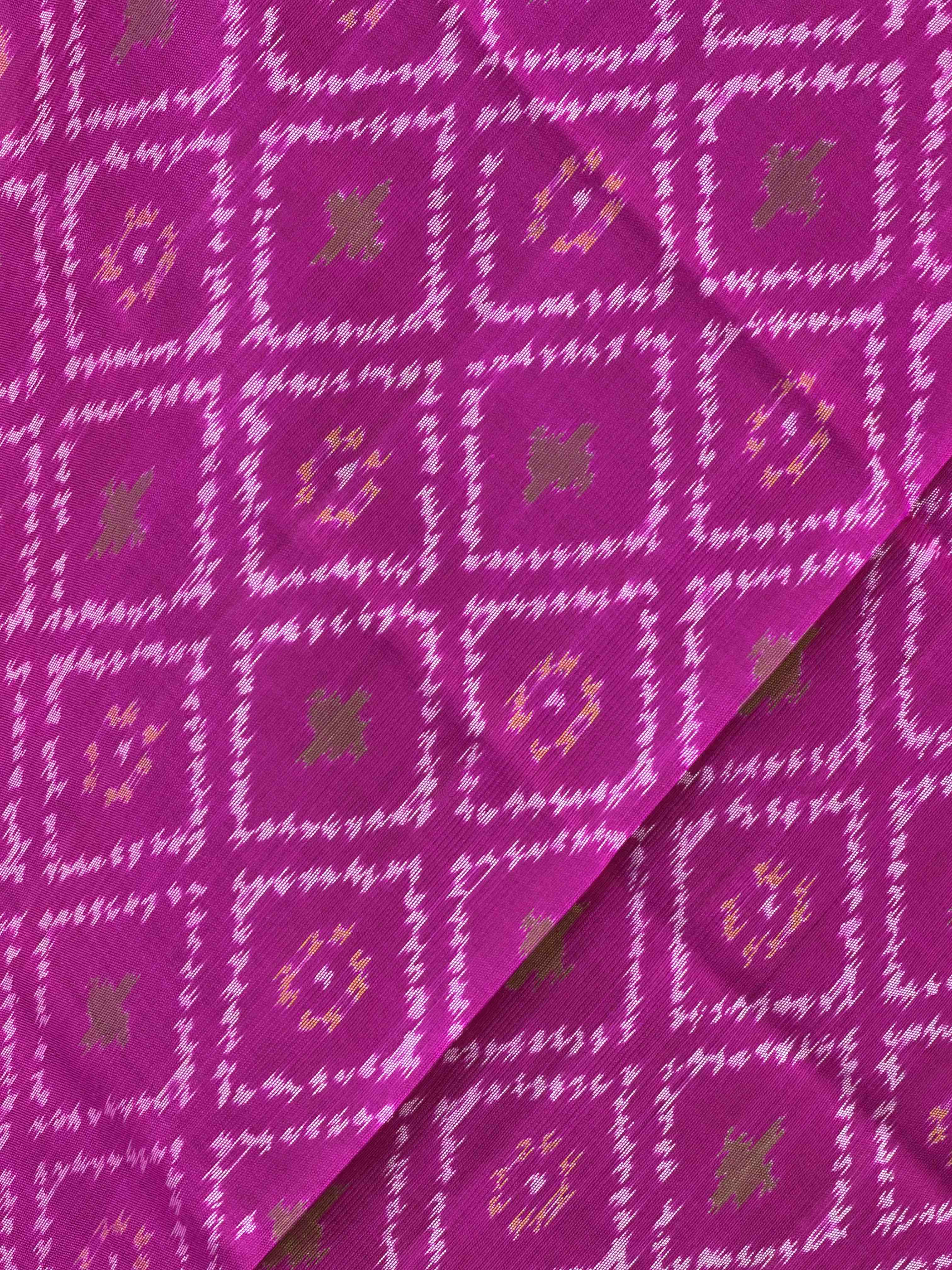 Small dupatta in pink colour diamond single ikat woven