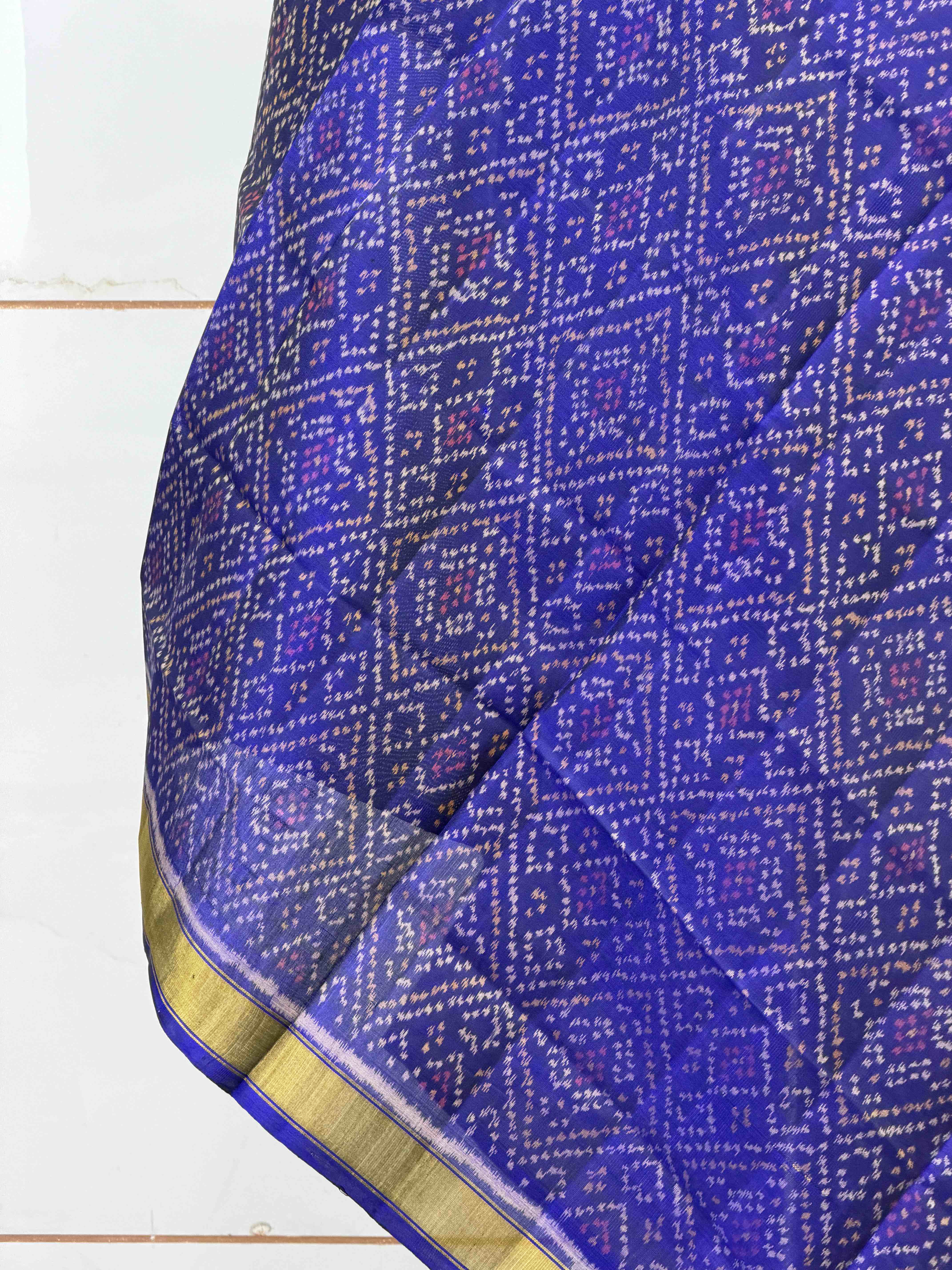 Small dupatta in blue shade bandhani design single ikat woven