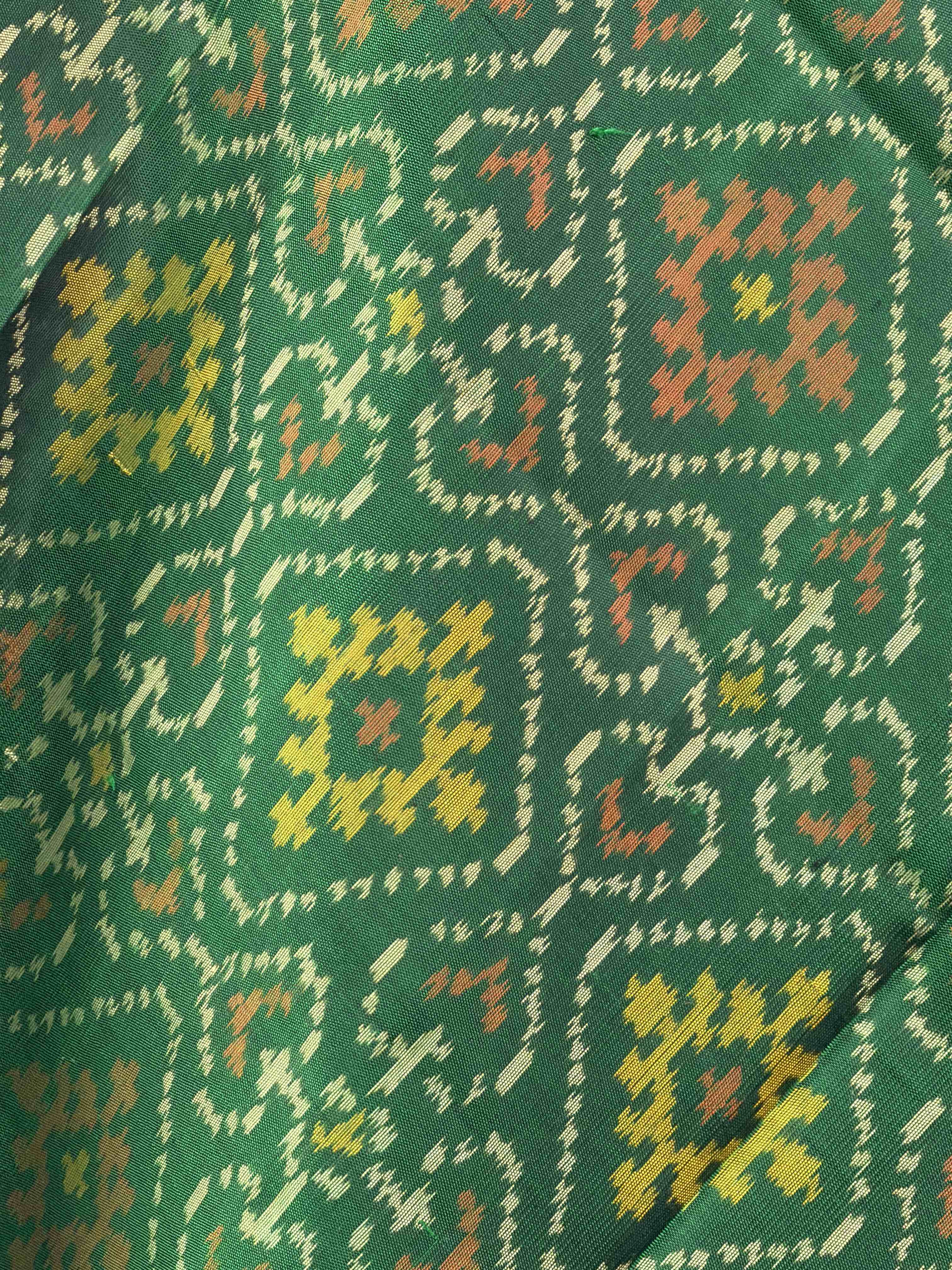 Small dupatta in panchanda design single ikat woven