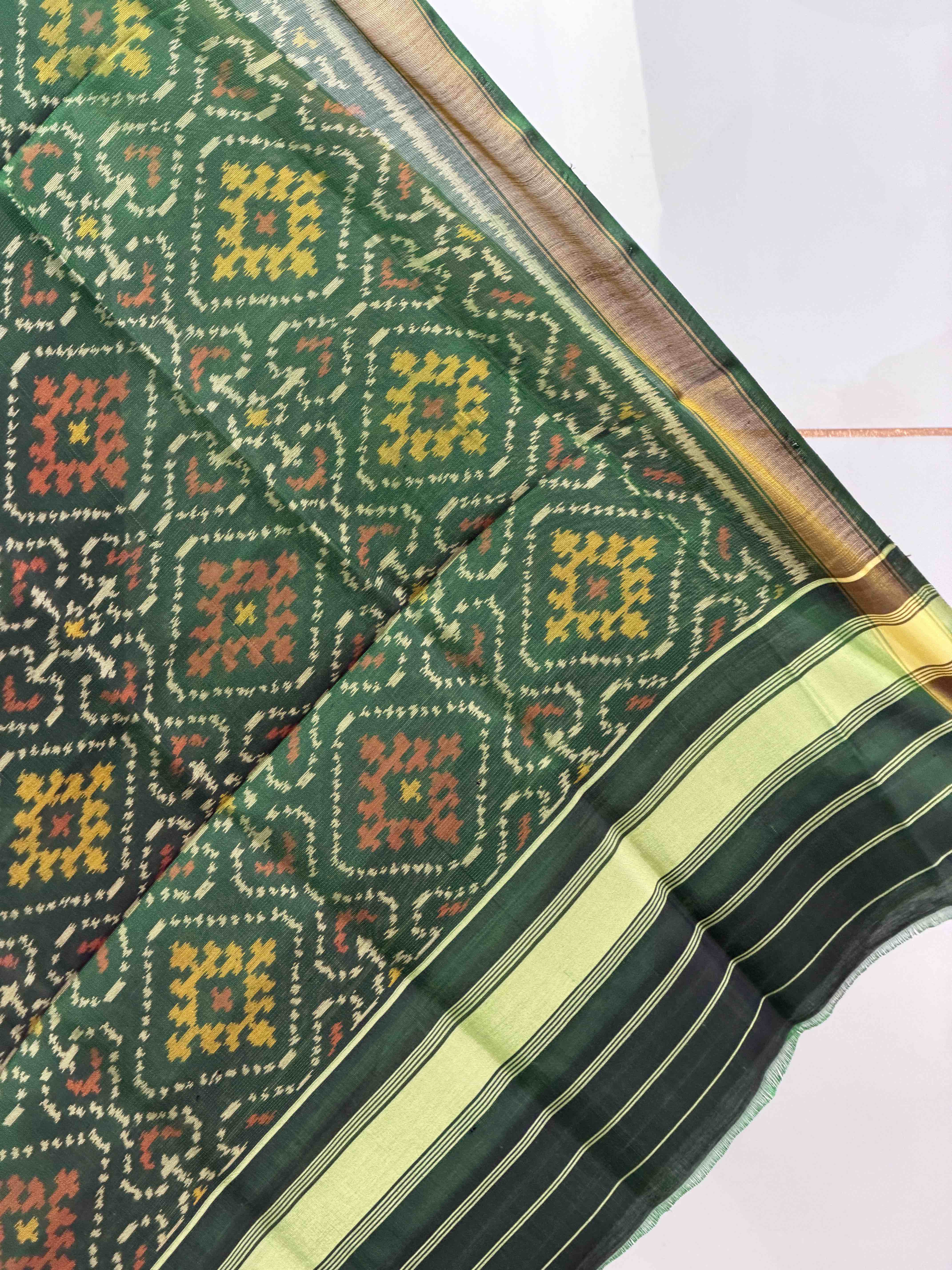 Small dupatta in panchanda design single ikat woven