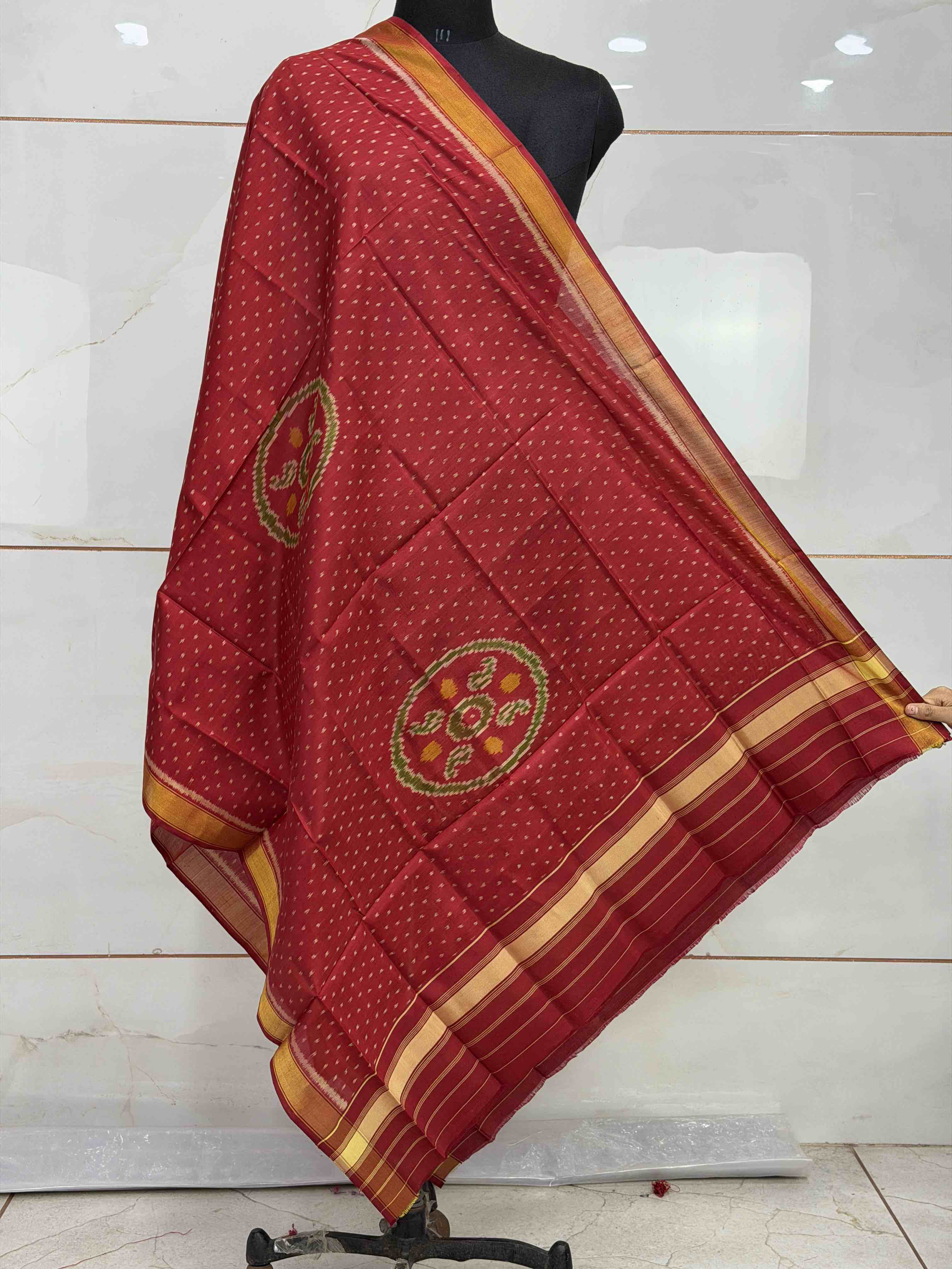 Red circle design small dupatta in single ikat woven